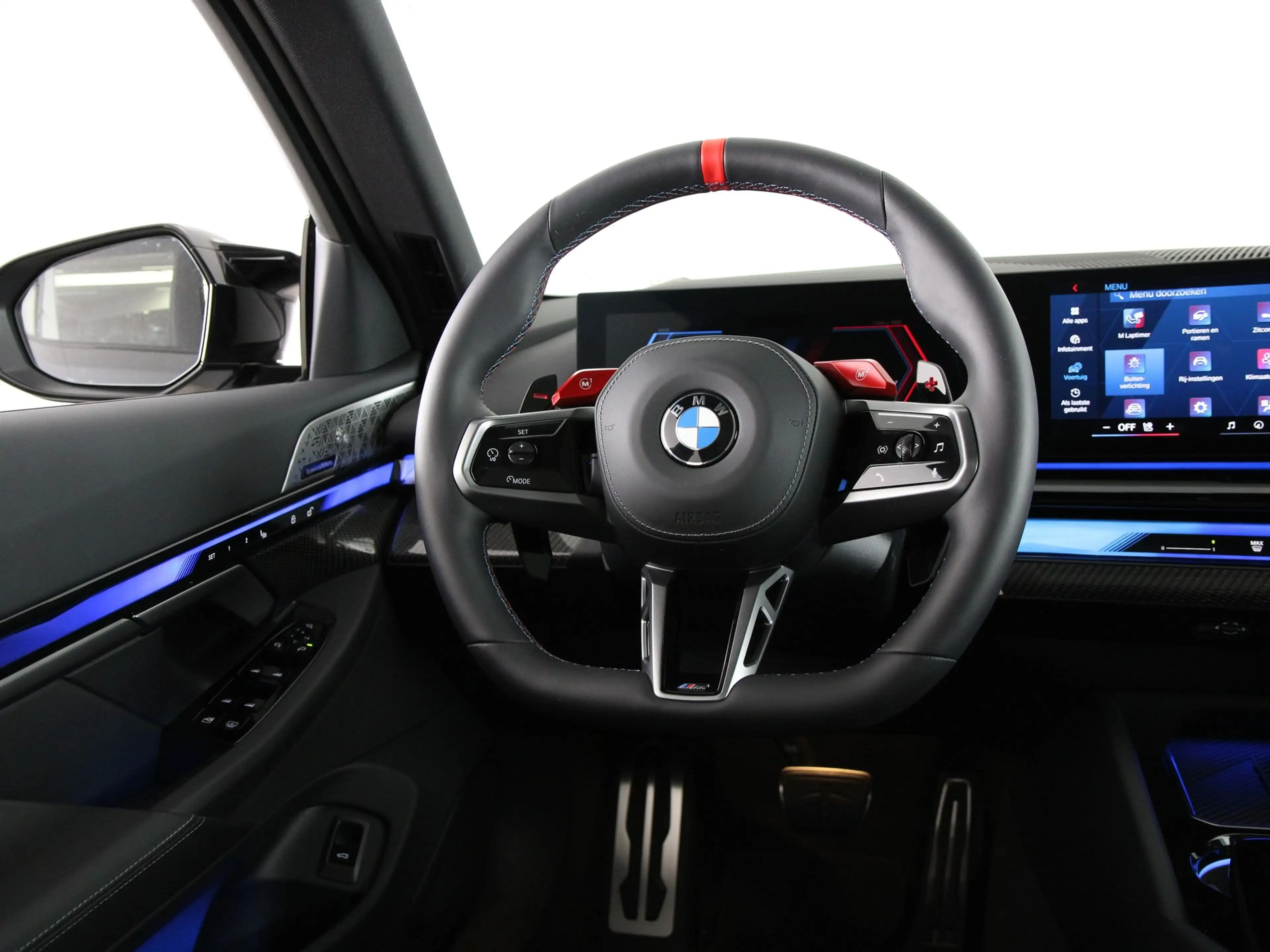 BMW M5 Sedan — photo 2