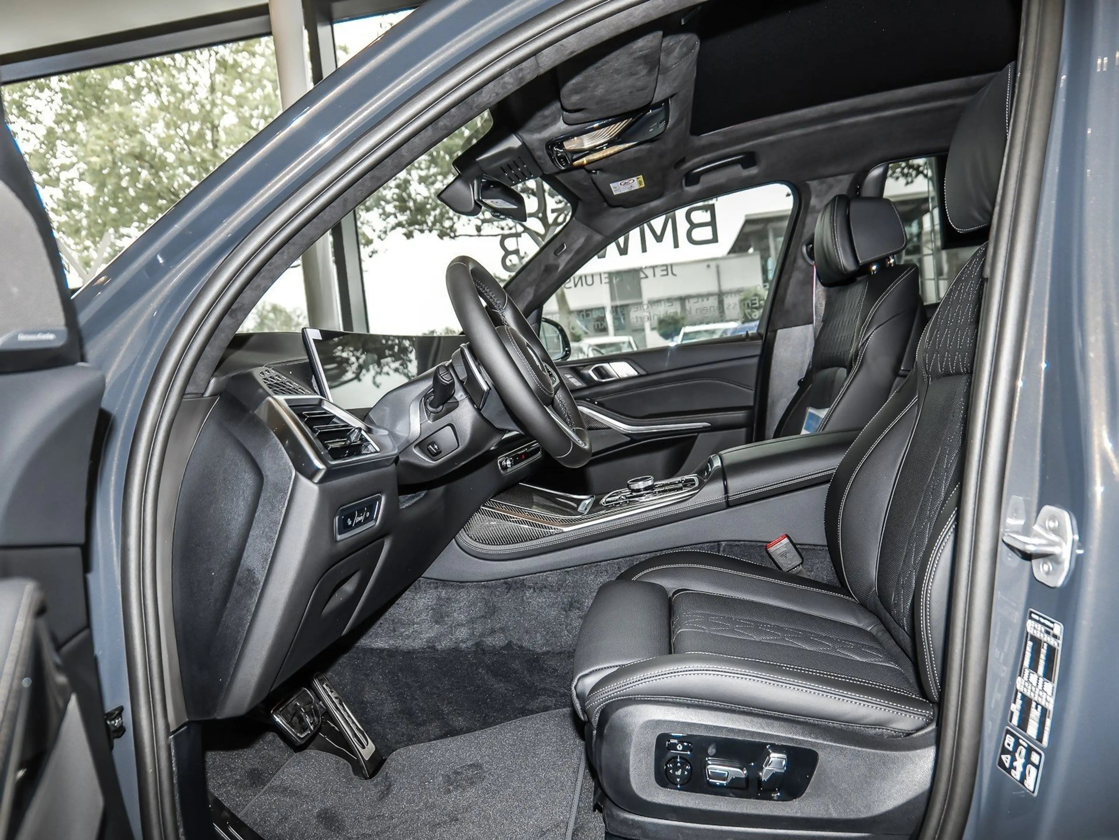 BMW X7 xDrive40d M Sport Pro Standhzg. Sky Lounge AHK Int — photo 7