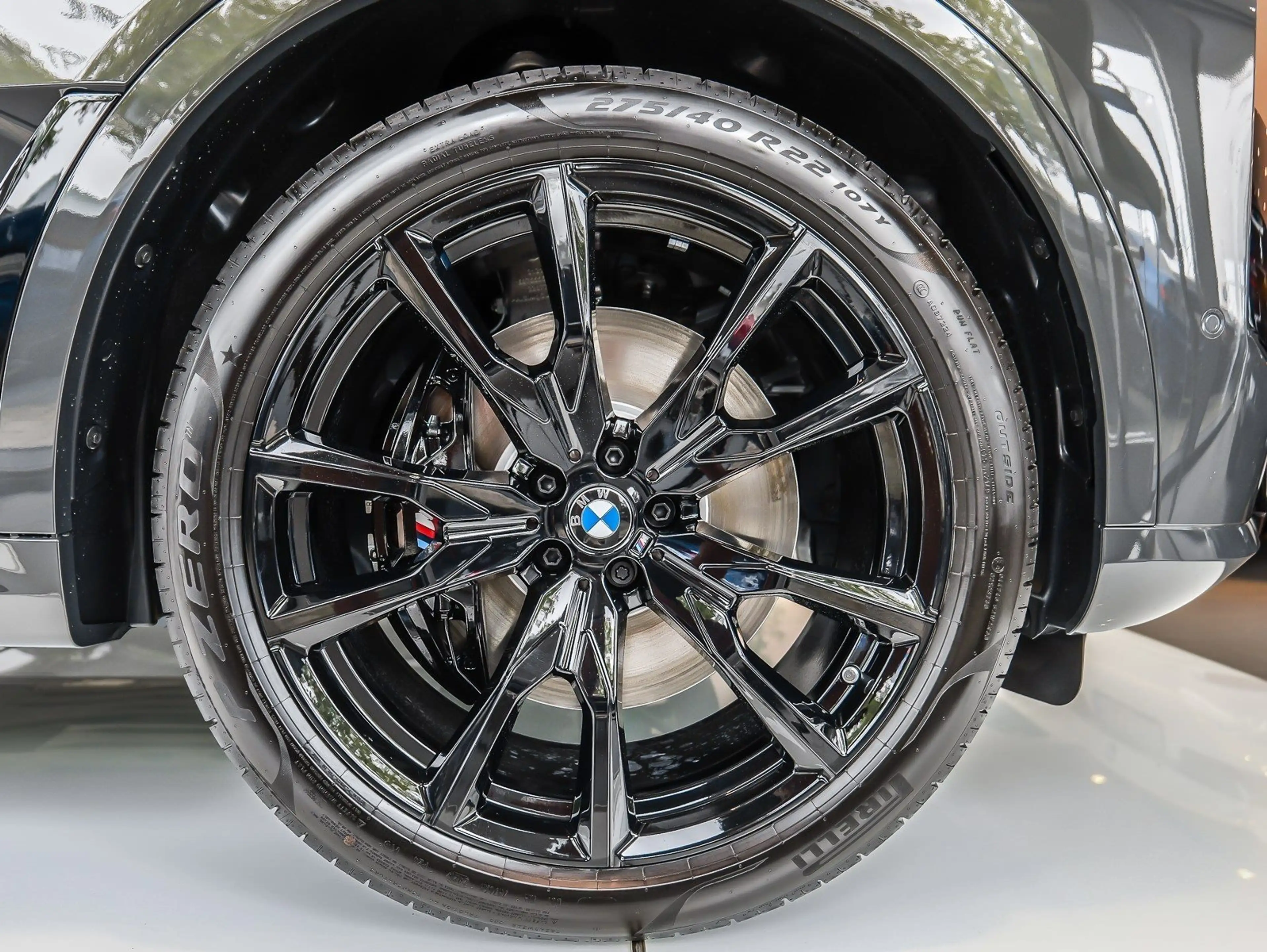 BMW X7 xDrive40d M Sport Pro Standhzg. Sky Lounge AHK Int — photo 4