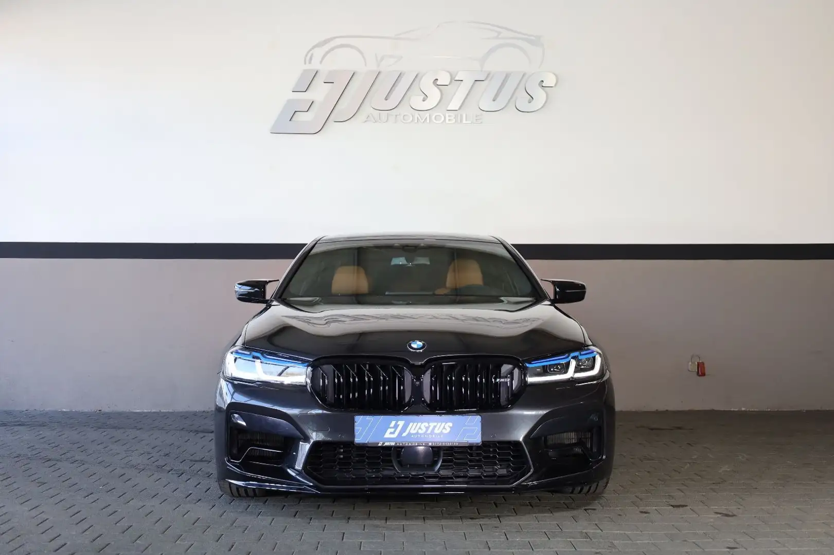 BMW 550 i xDrive/360*/HUD/LASER/H&K/SHZ/LHZ/TOTW/R20 Grau - 2