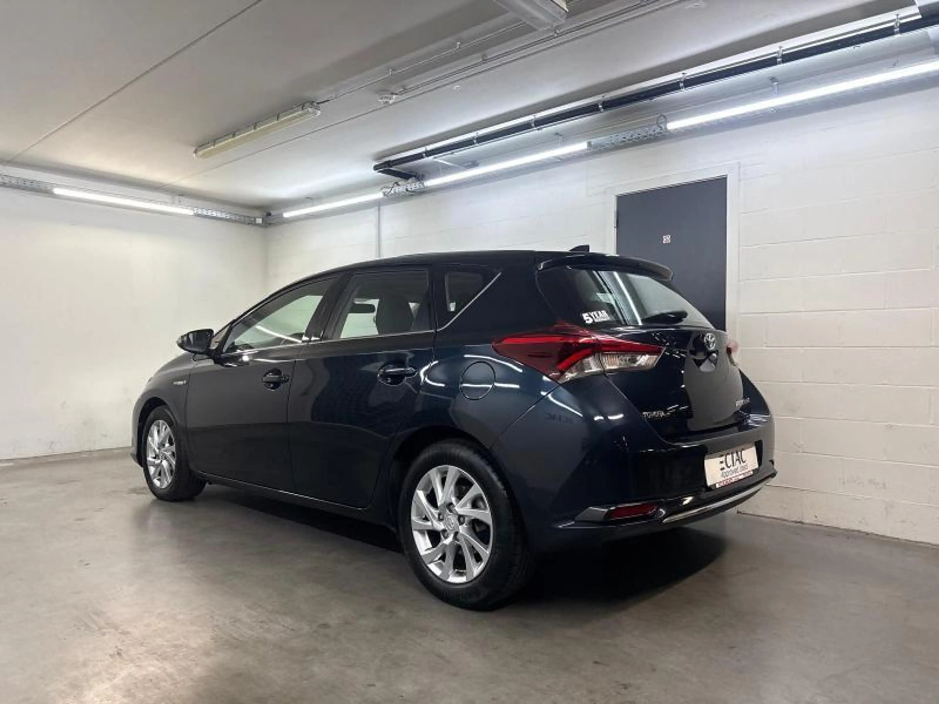 Toyota Auris Comfort & Pack Dynamic - Garantie — photo 5