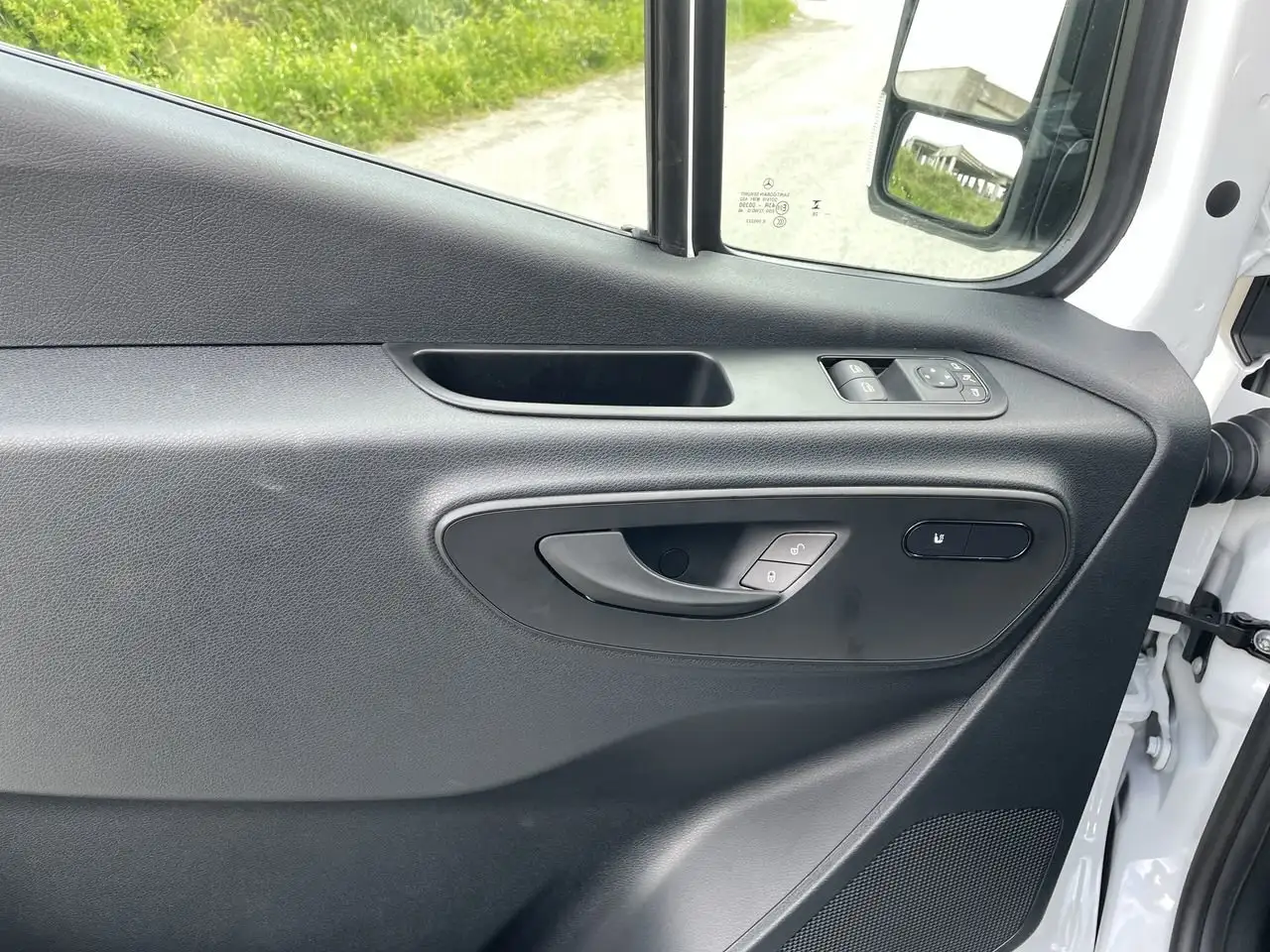 Mercedes-Benz Sprinter снимка Mercedes-Benz Sprinter