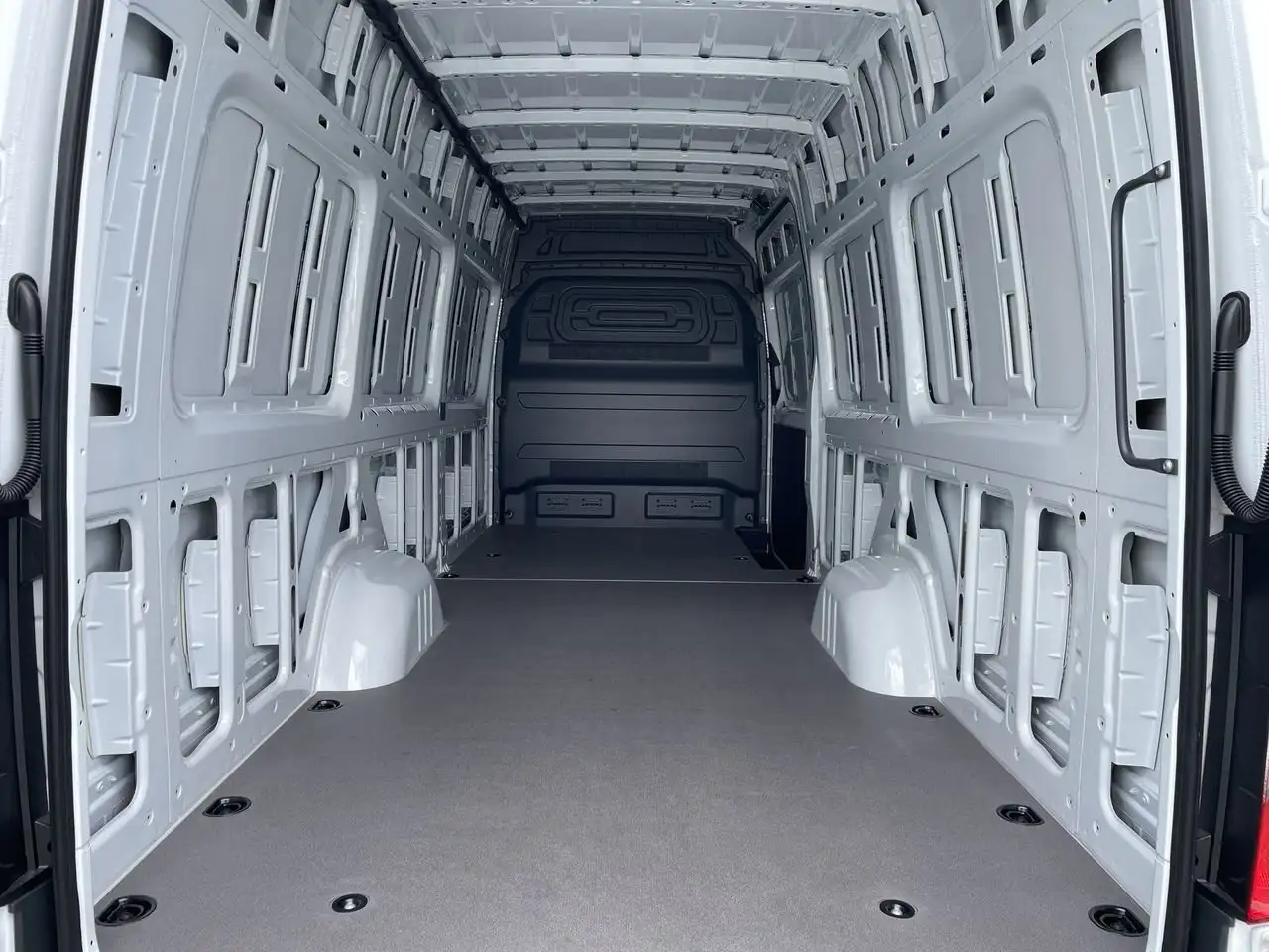 Mercedes-Benz Sprinter снимка Mercedes-Benz Sprinter