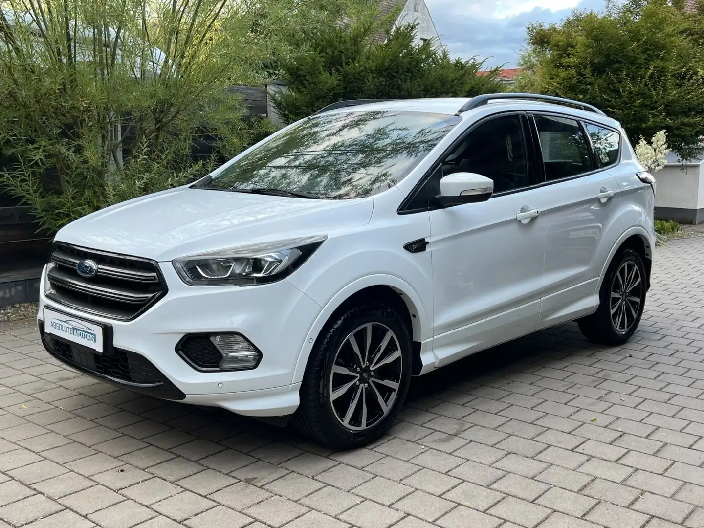 Ford Kuga ST-Line 1,5 EcoBoost *Navi*RFK*Keyless*1.Hd Blanc - 1