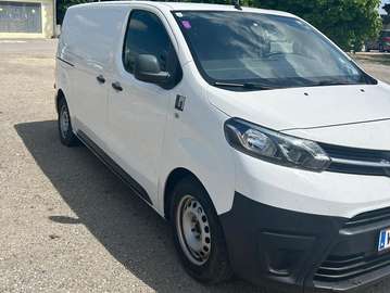 Proace Verso 1,6 D-4D 95 Medium Shuttle Shuttle