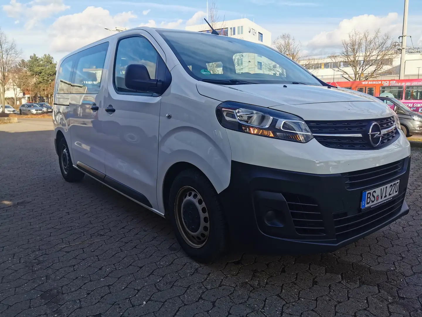 Opel Vivaro 1.5 D L Weiß - 2