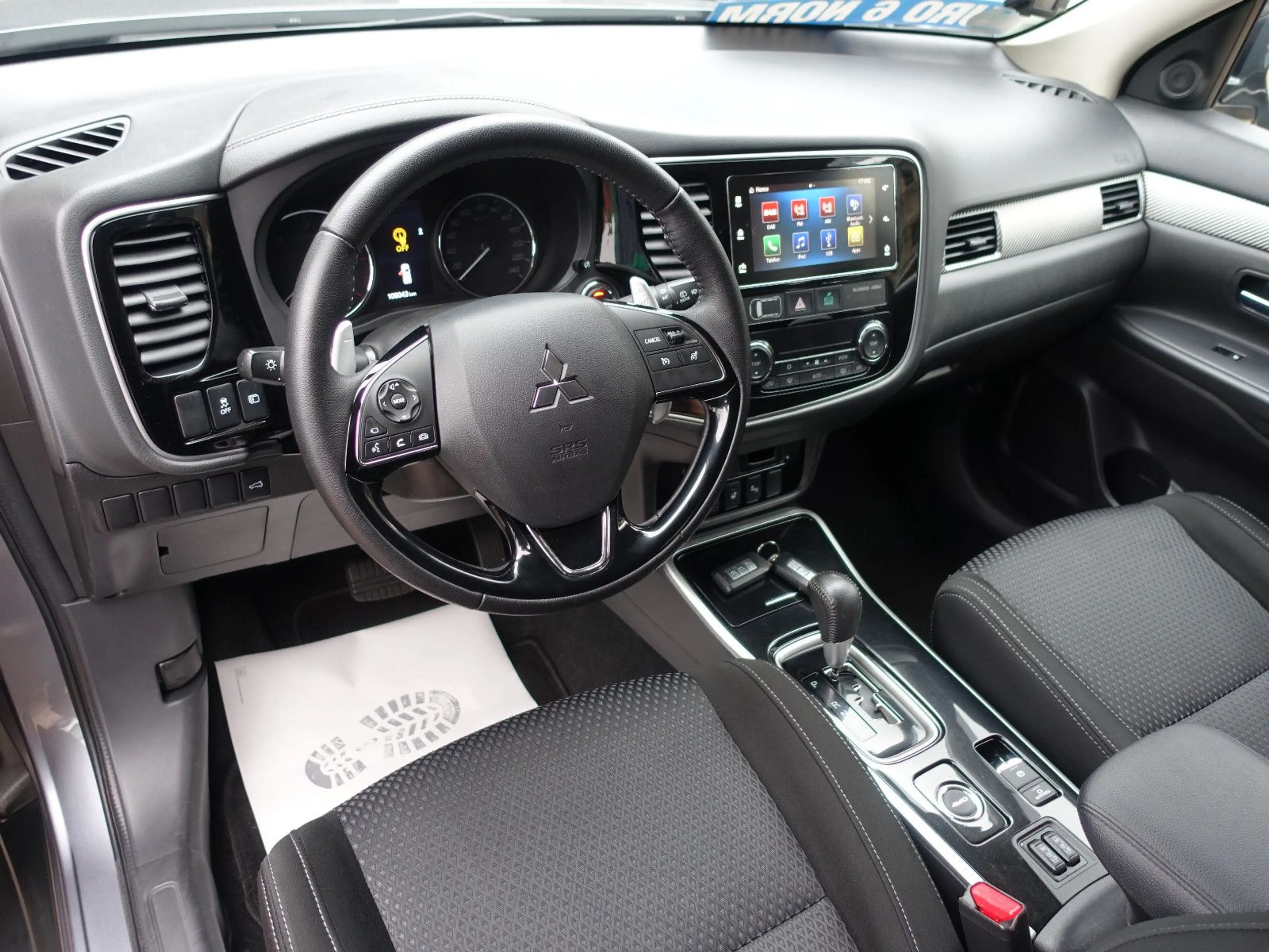 Mitsubishi Outlander 2,2 DI-D 4WD, Automatik, EU6, AHK !! — photo 9