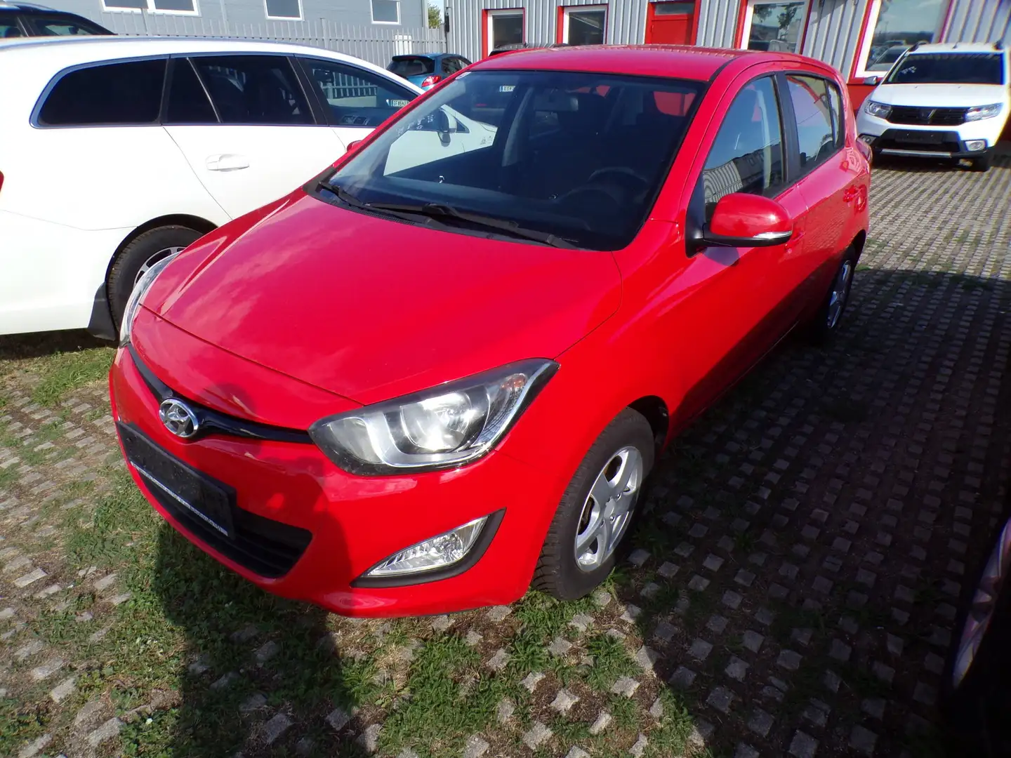 Hyundai i20 Classic Rot - 1