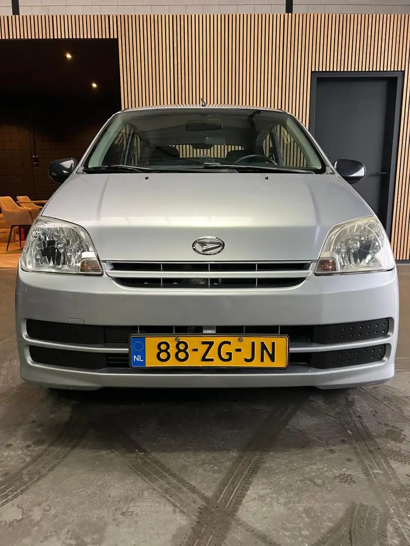 Daihatsu Cuore 1.0-12V Azure Automaat|Stuurbekrachtiging|NAP Grau - 2