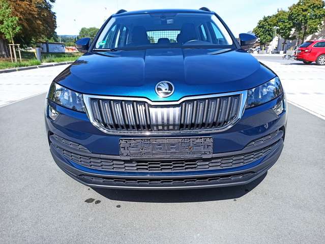 Skoda Karoq 1,0 TSI Ambition Klima SHZG PDC Bluetooth 17" ALU