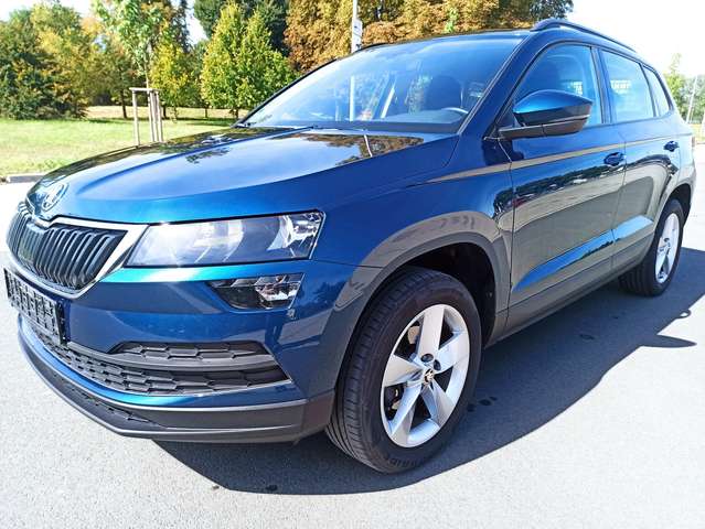 Imagine Skoda Karoq 1,0 TSI Ambition Klima SHZG PDC Bluetooth 17" ALU