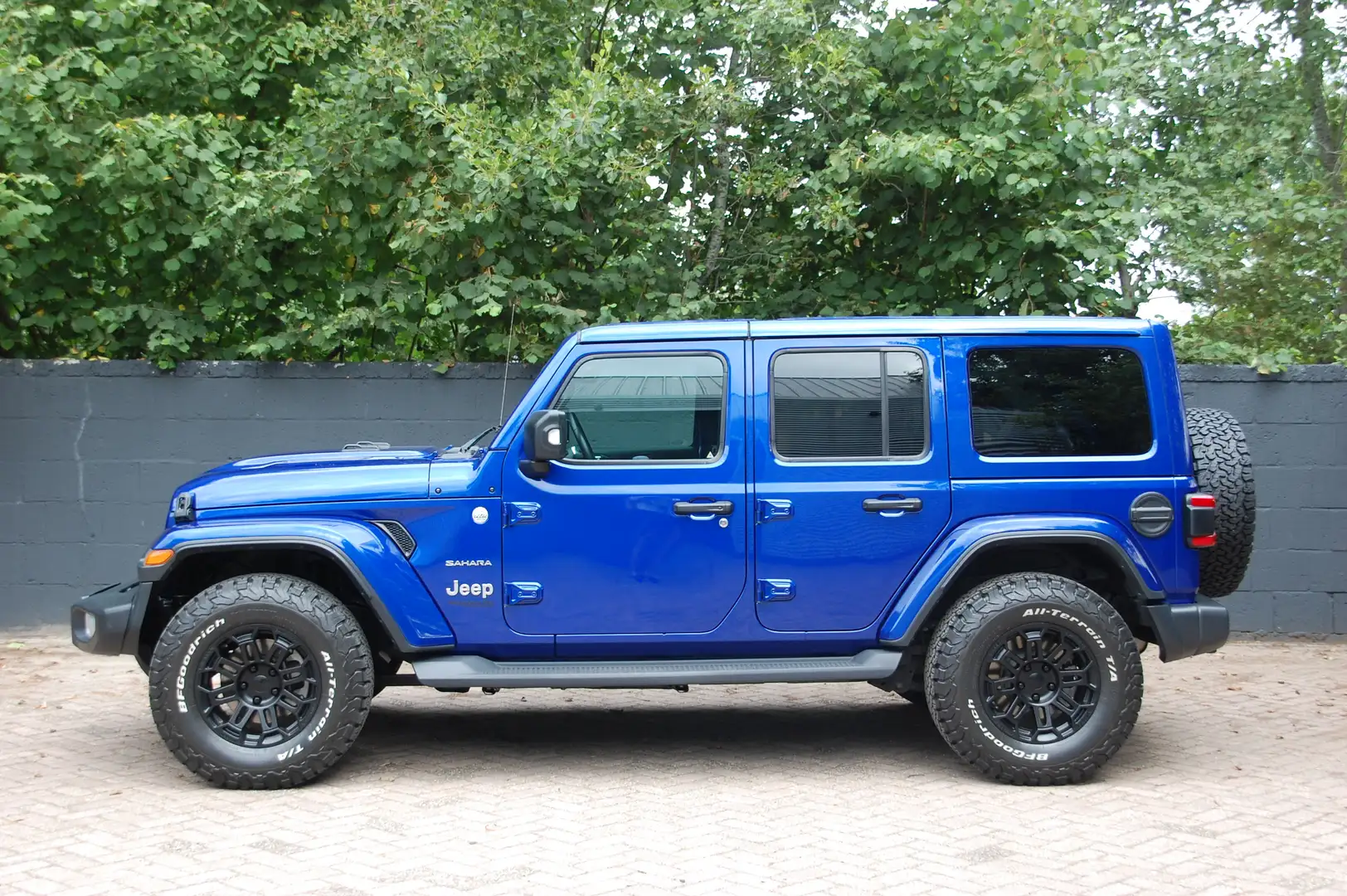 Jeep Wrangler 2.0i T Unlimited Sahara - 2