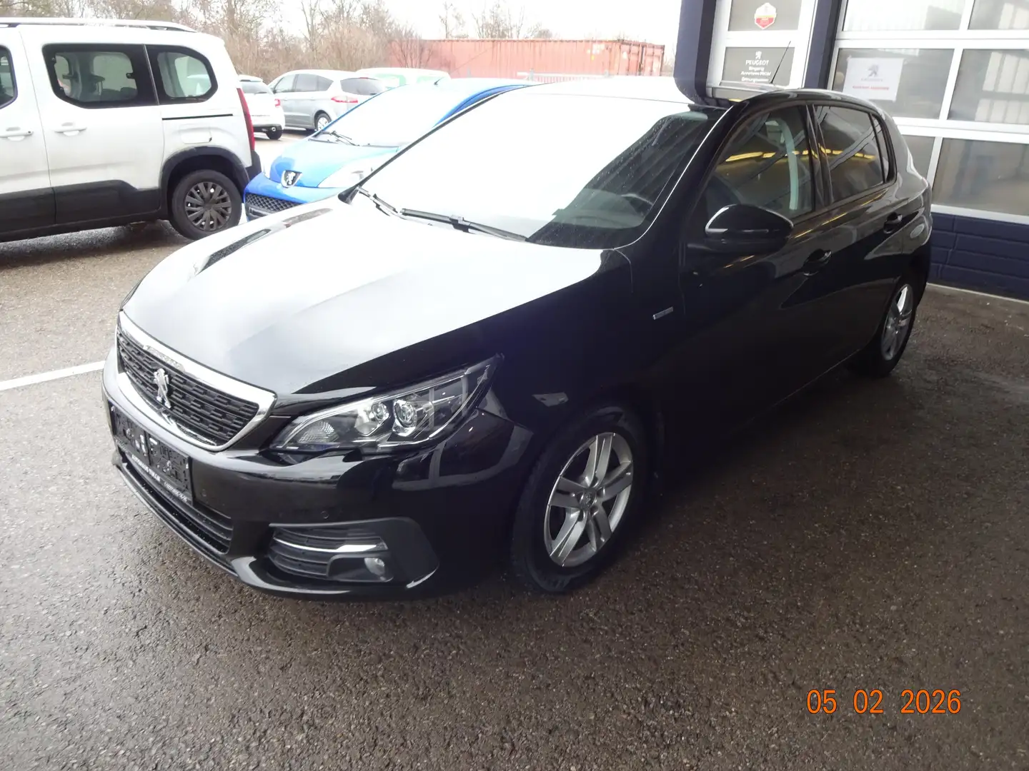 Peugeot 308 Style 1.2 PT 110 Noir - 2