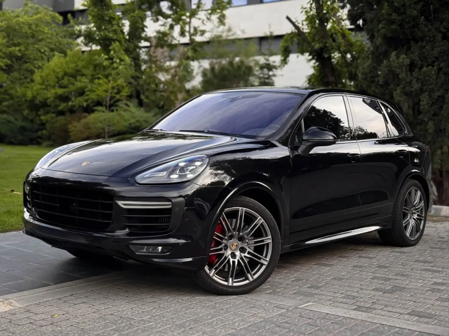 Porsche Cayenne GTS Aut. Negro - 1