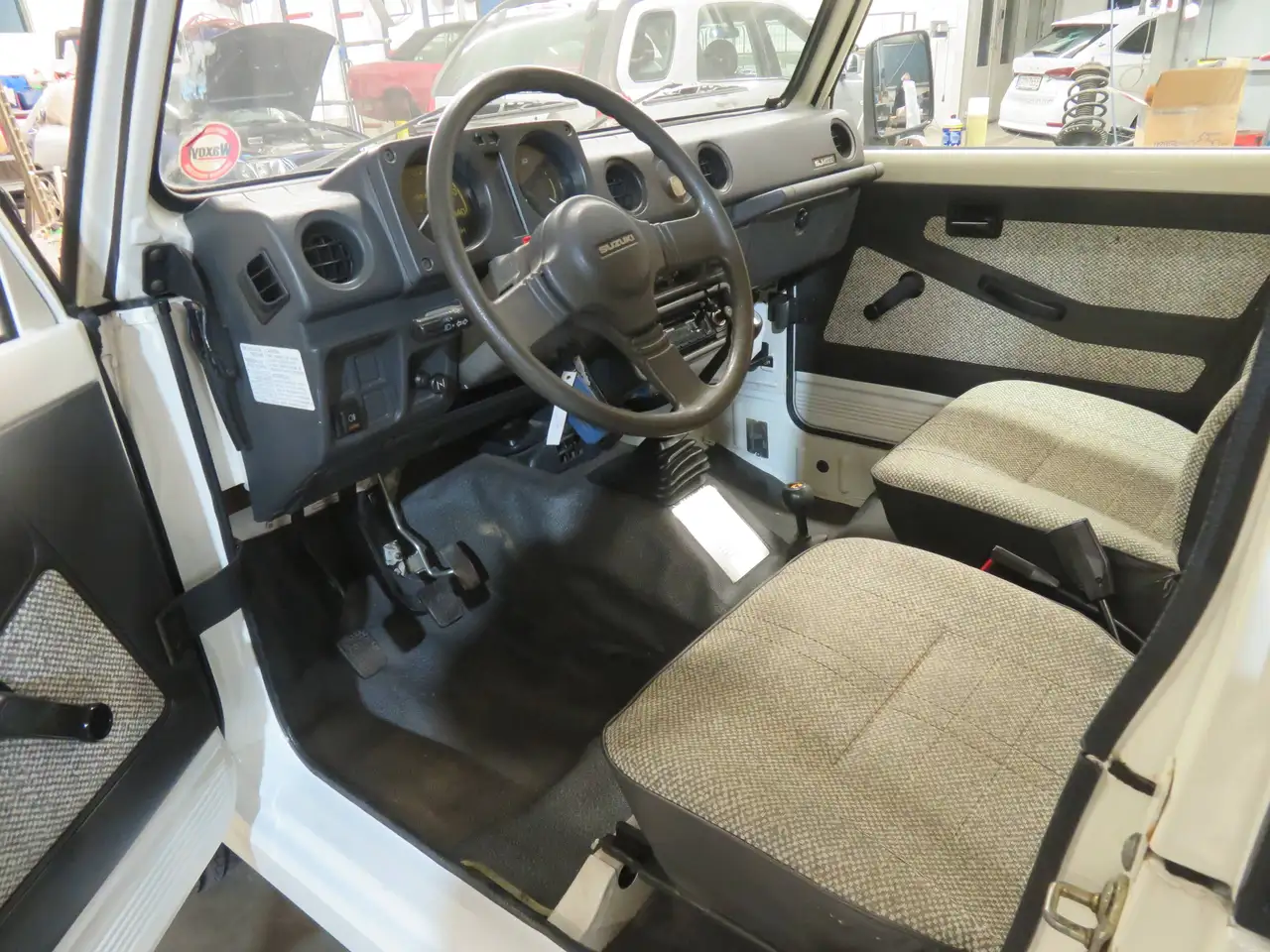 Suzuki SJ 410, foto 7