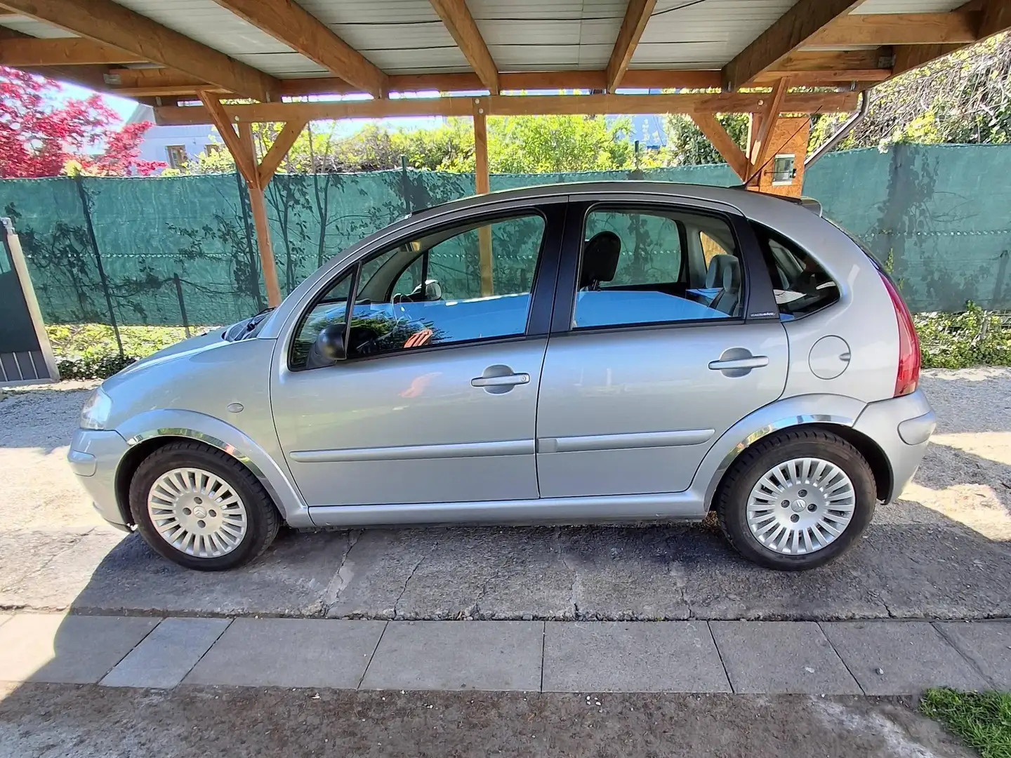 Citroen C3 C3 1,4 HDi Exclusive Silber - 2