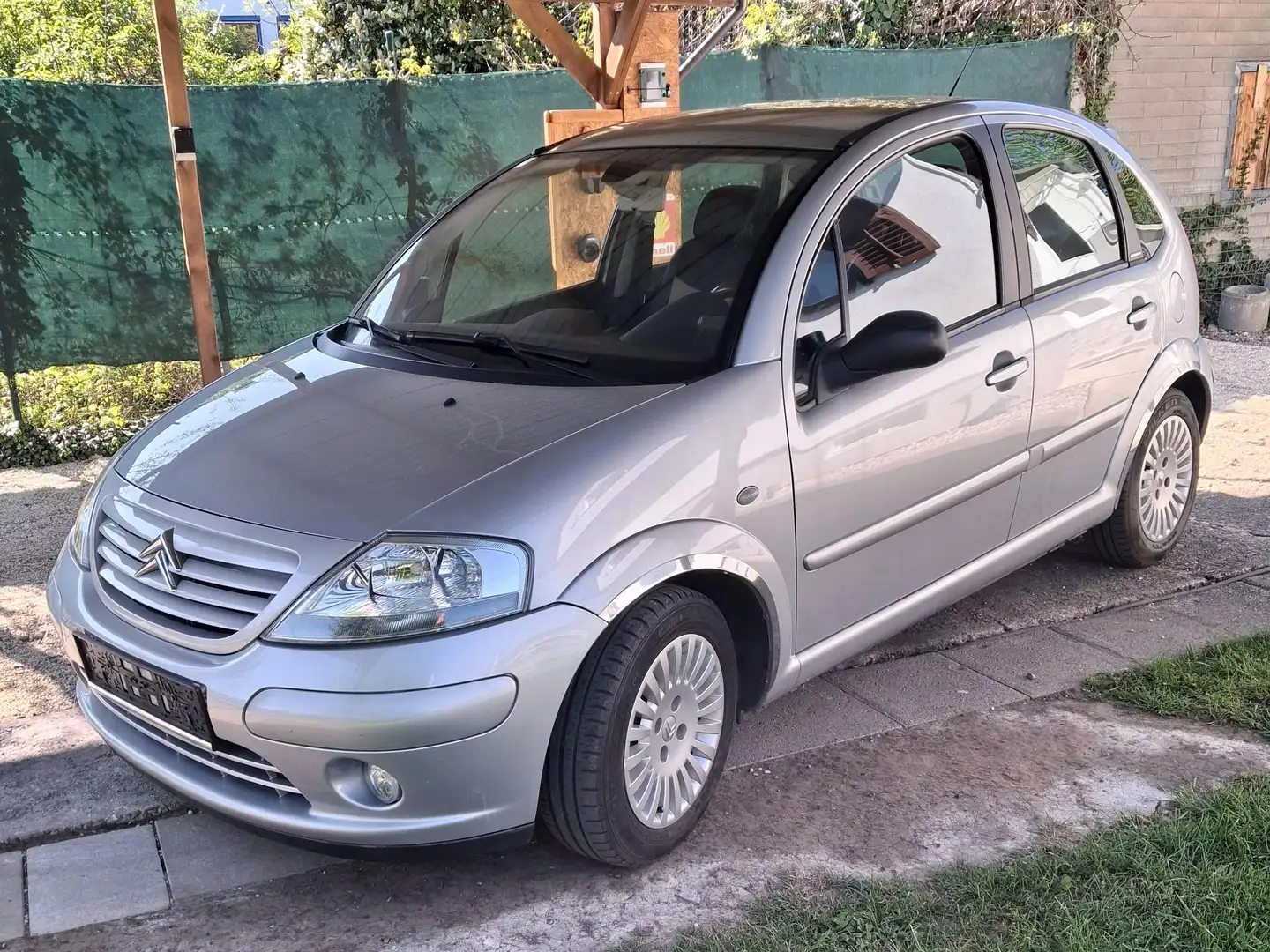 Citroen C3 C3 1,4 HDi Exclusive Silber - 1