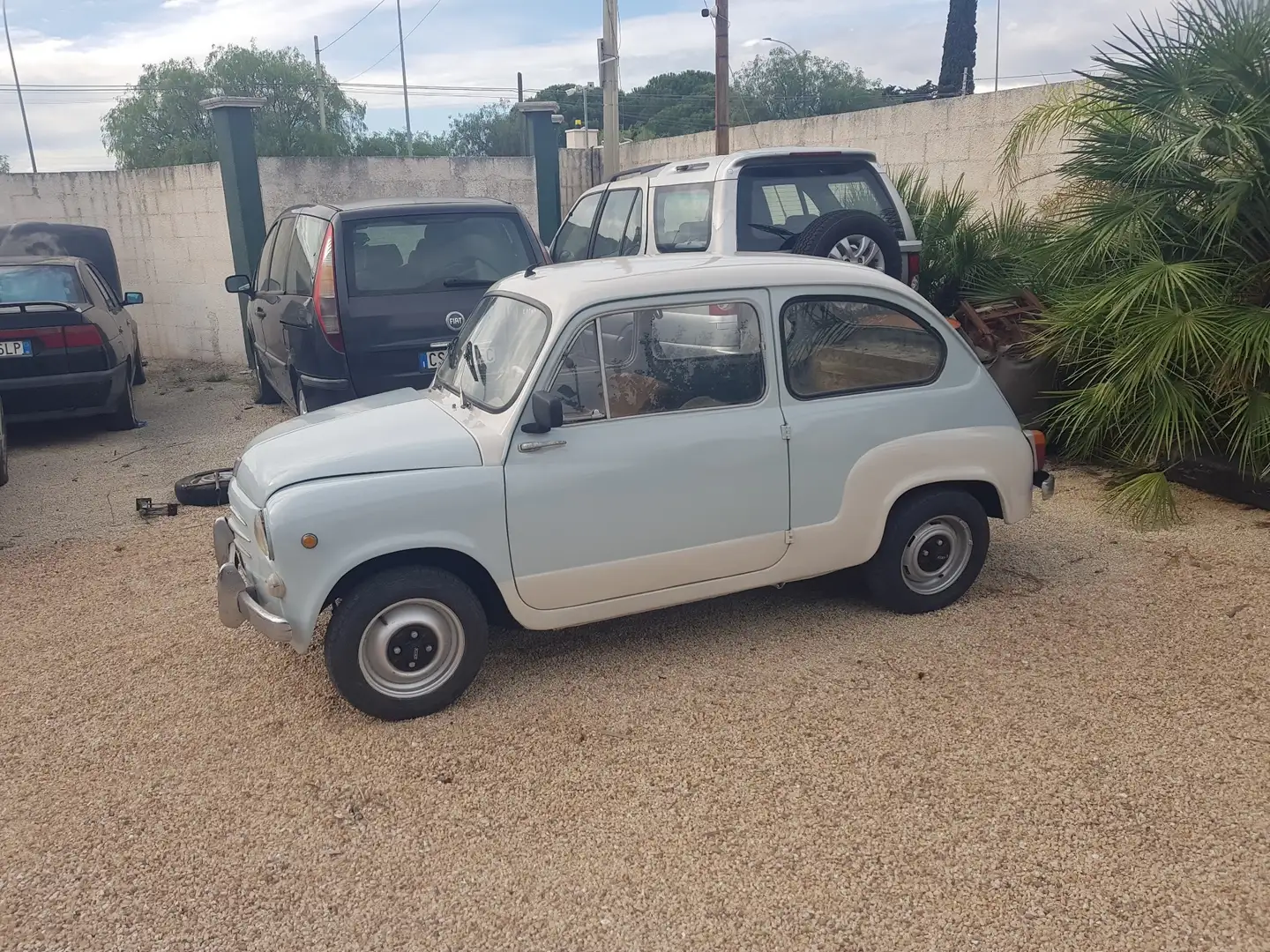Fiat 600 Bílá - 2