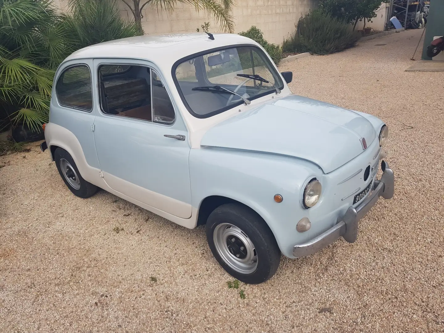 Fiat 600 bijela - 1