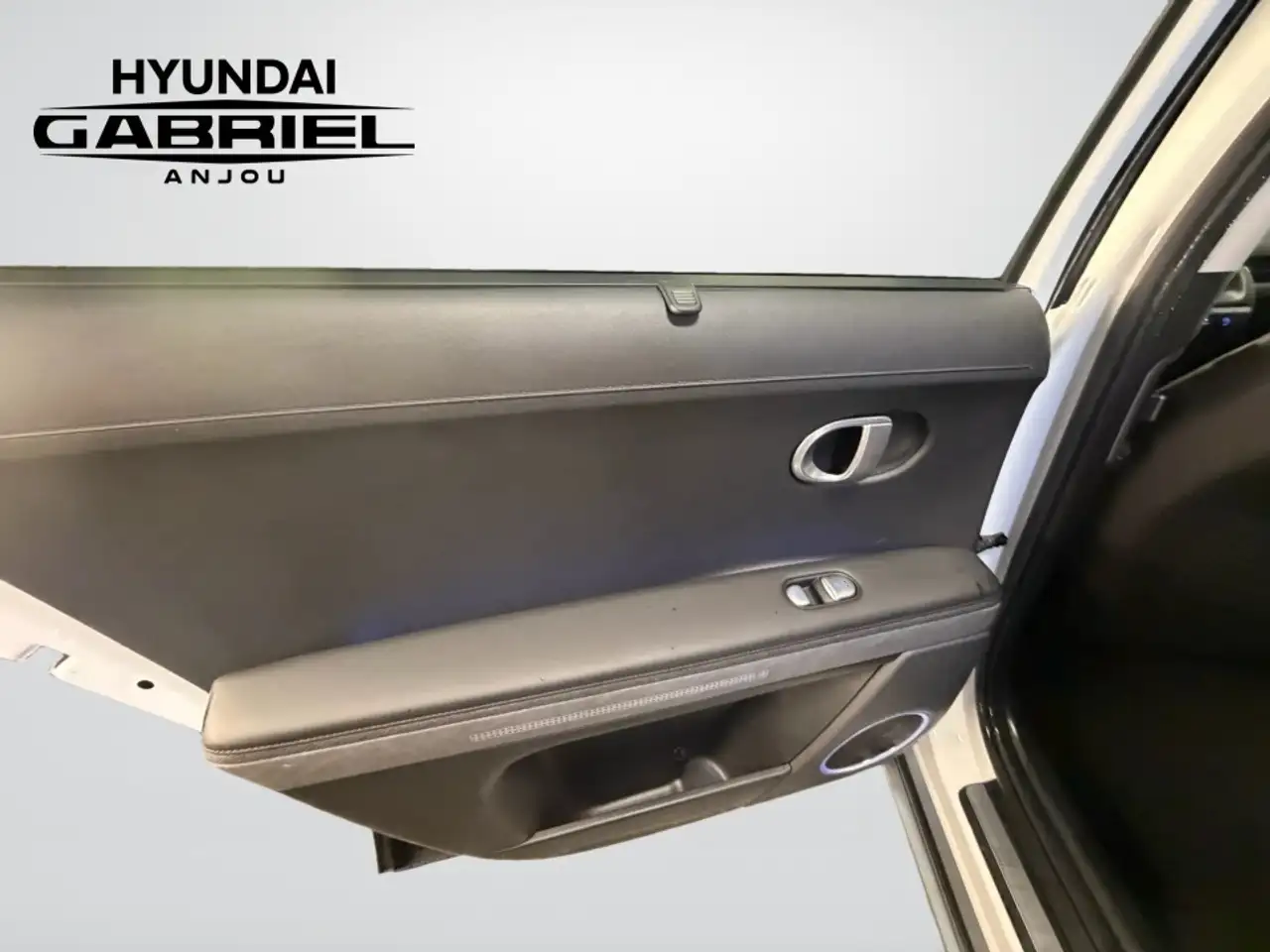Hyundai IONIQ 5 снимка Hyundai IONIQ 5