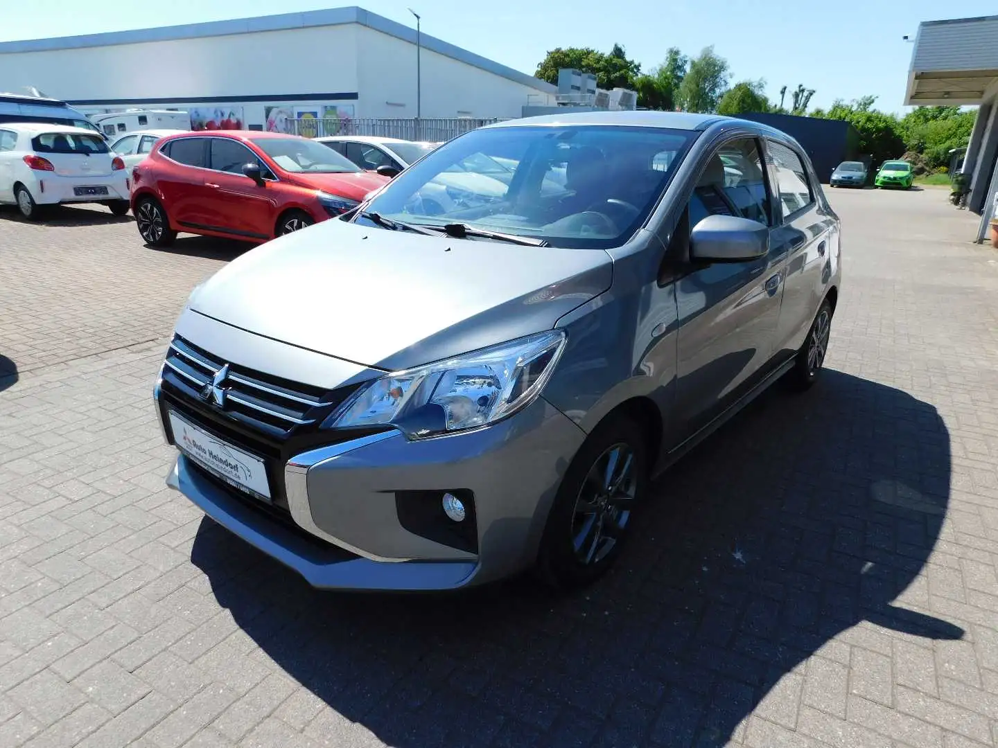 Mitsubishi Space Star Spirit 1.2 MIVEC 5-Gang Grau - 1
