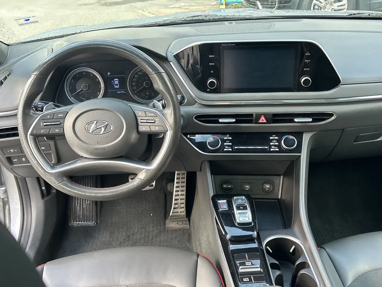 Hyundai SONATA снимка Hyundai SONATA