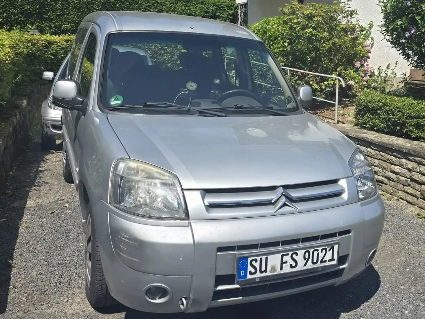 Citroen Berlingo Multispace 1.4i Plus Silber - 1