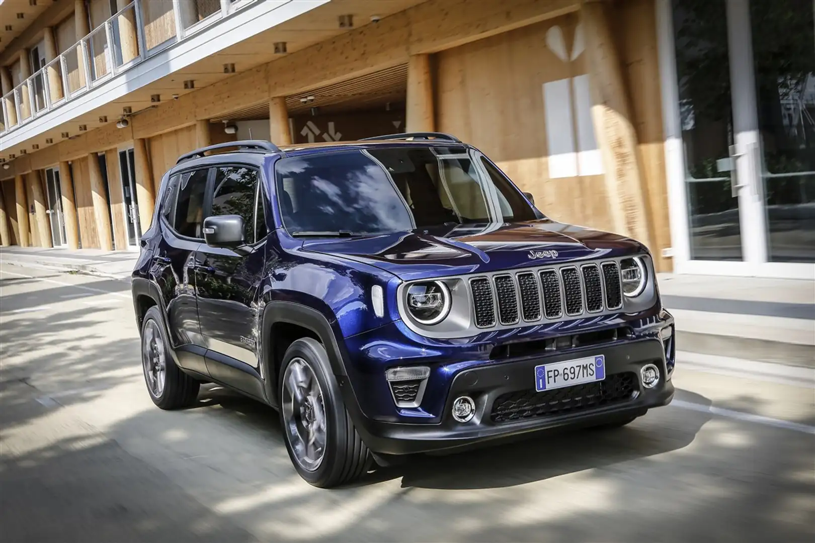 Jeep Renegade 1.6 Multijet II Longitude Černá - 2