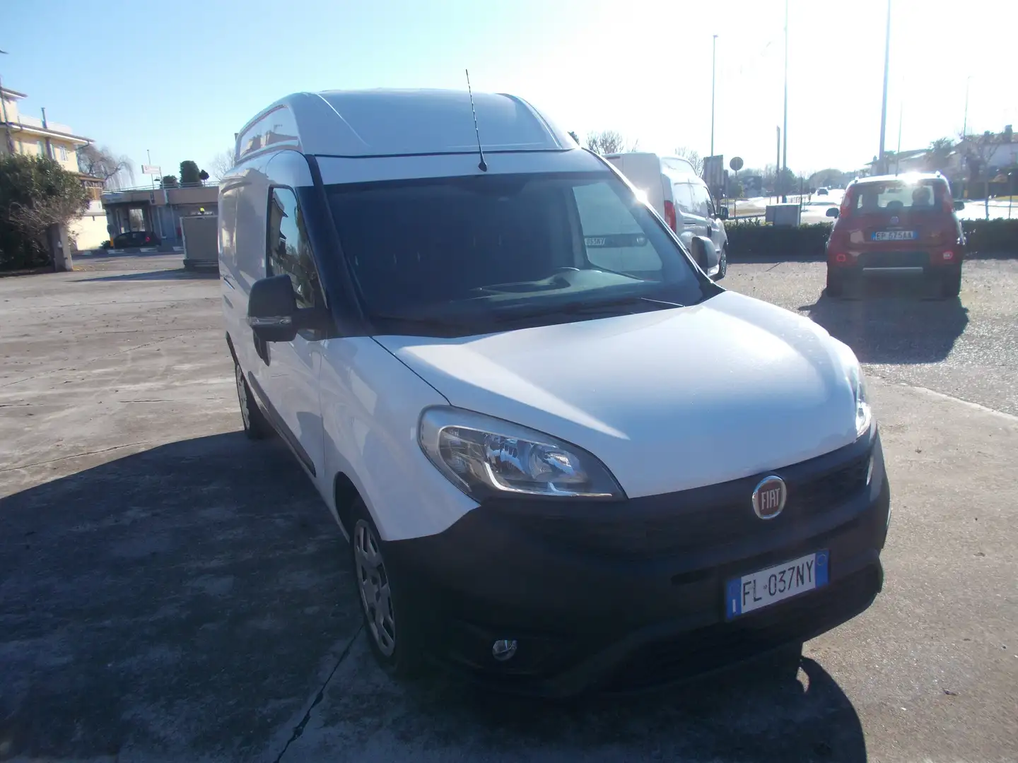 Fiat Doblo MAXI 1.6 mjt Active TETTO ALTO 3 POSTI Bianco - 2