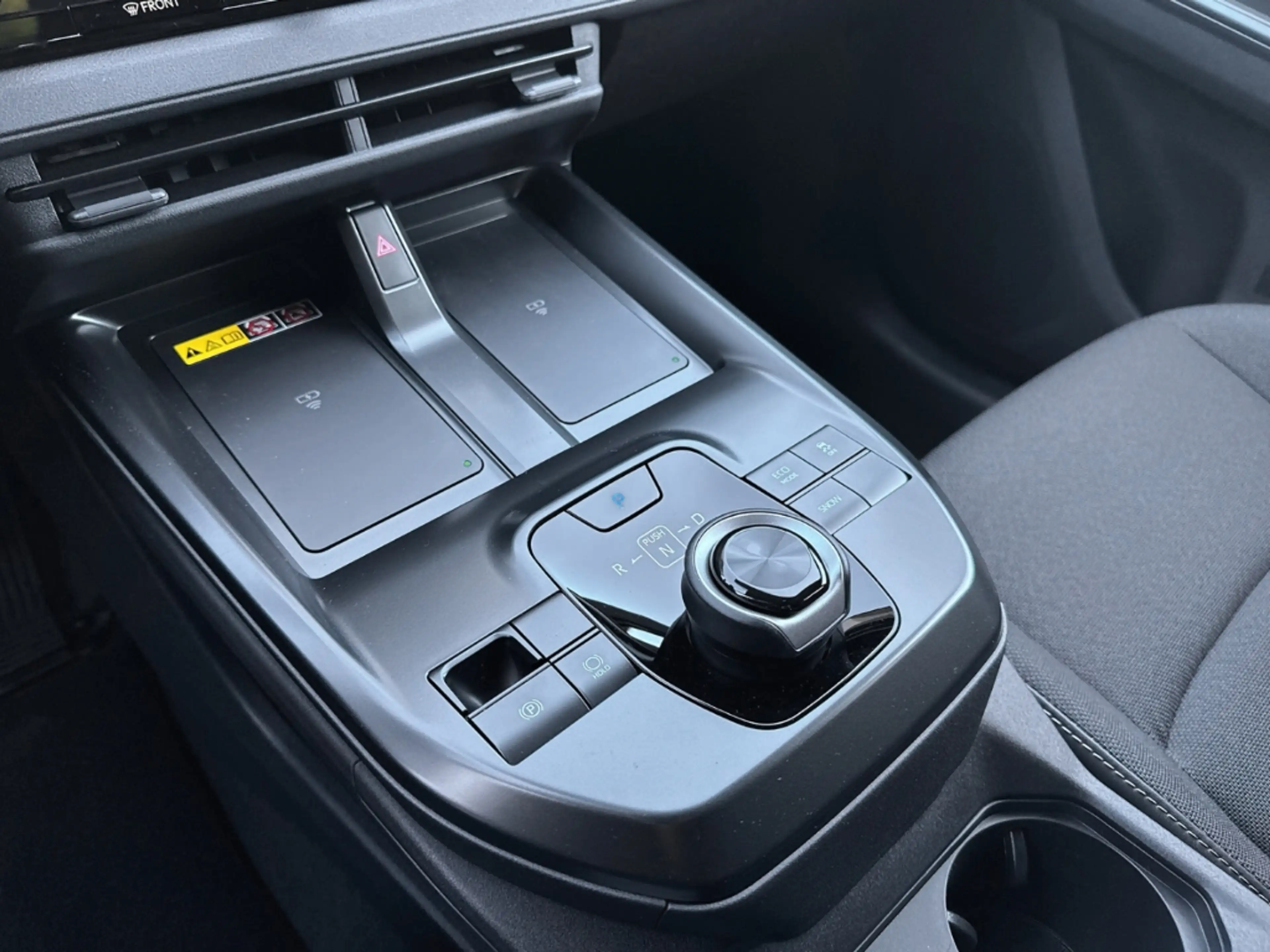 Toyota C-HR+ Elektro Teamplayer 77 kWh +Navi +Matrix-LED +Kamer — photo 15