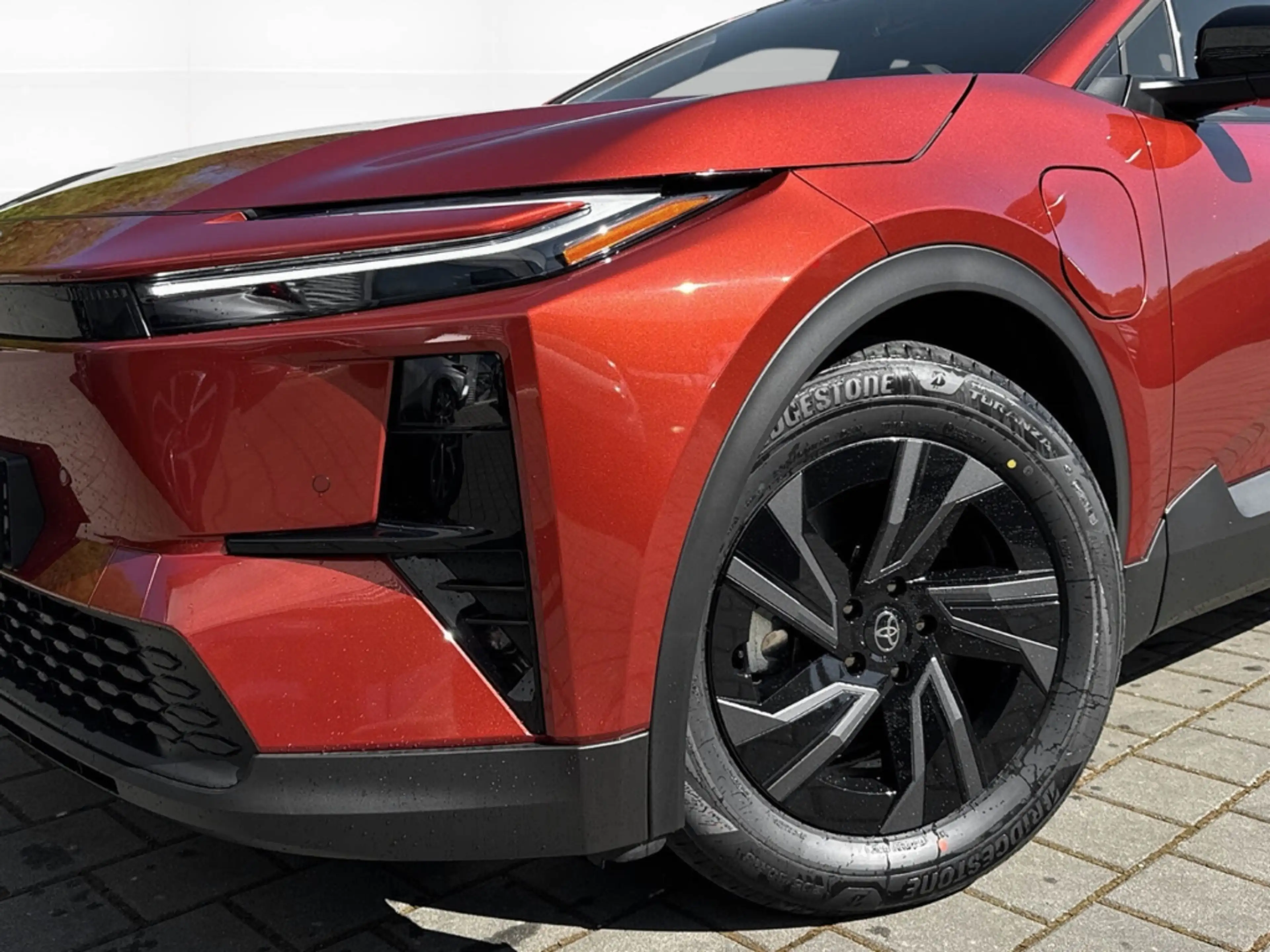 Toyota C-HR+ Elektro Teamplayer 77 kWh +Navi +Matrix-LED +Kamer — photo 7