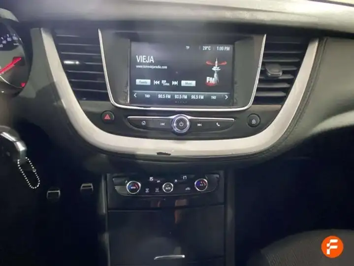 Opel Grandland X 2021, foto 12