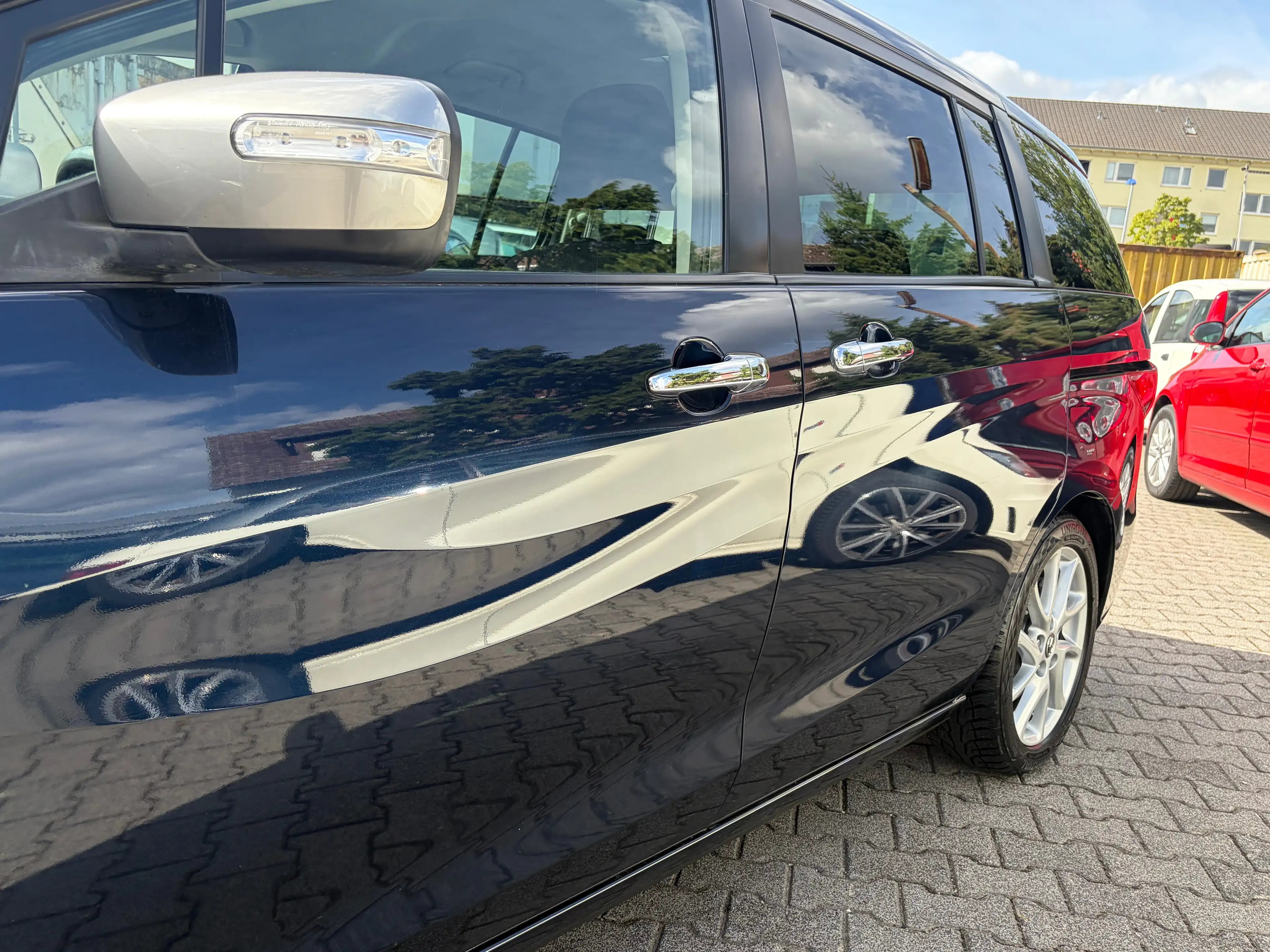 Mazda 5 Sendo*7.Sitze*2.Hand*Kamera*SHZ*Temp.*Navi*AHK* — photo 4