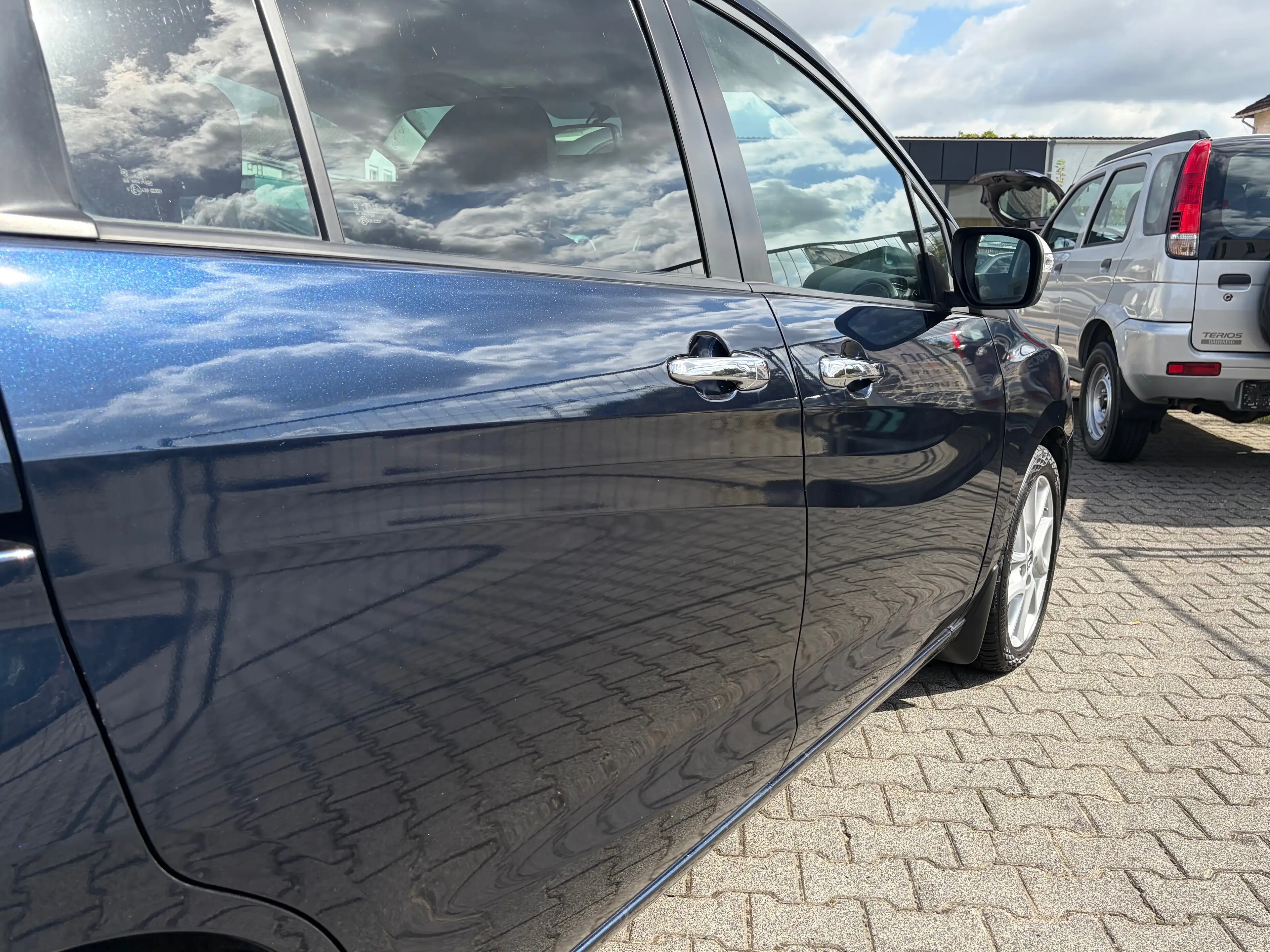 Mazda 5 Sendo*7.Sitze*2.Hand*Kamera*SHZ*Temp.*Navi*AHK* — photo 12
