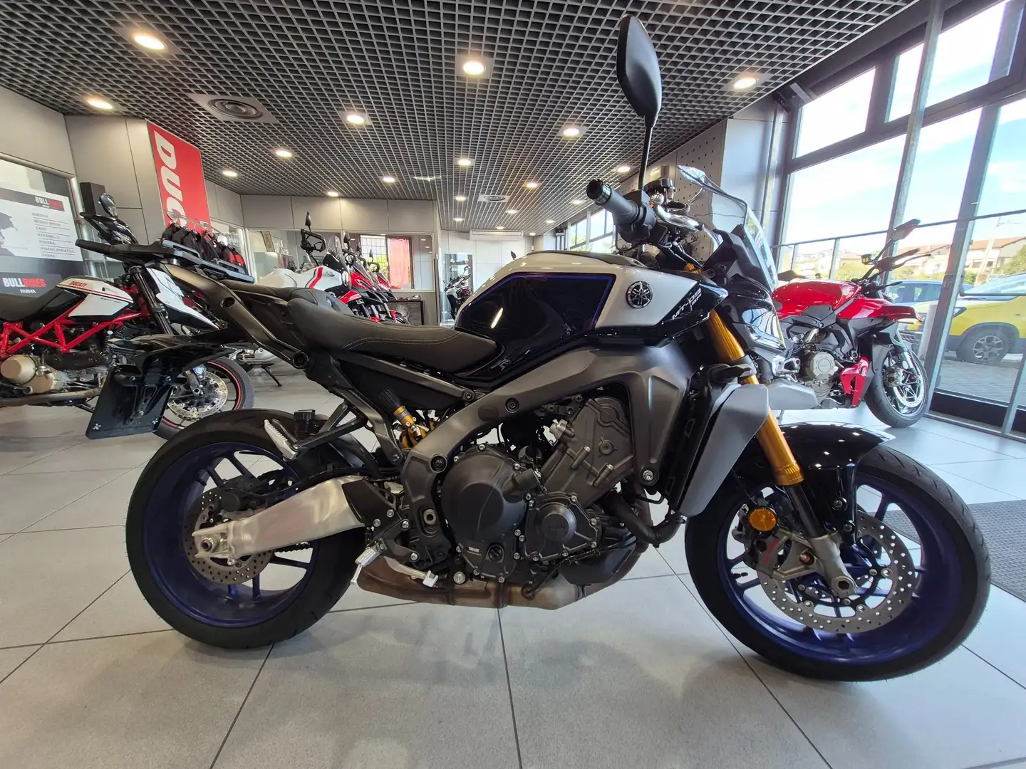 Yamaha MT-09 SP Blu/Azzurro - 1