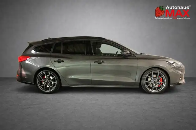 Ford Focus view 7