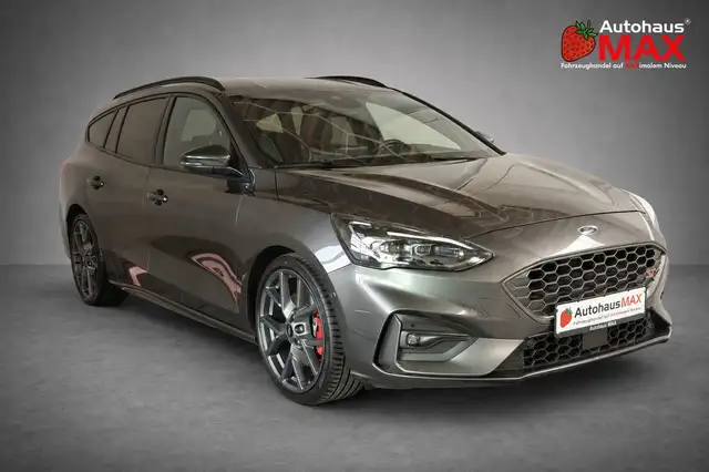 Ford Focus view 8