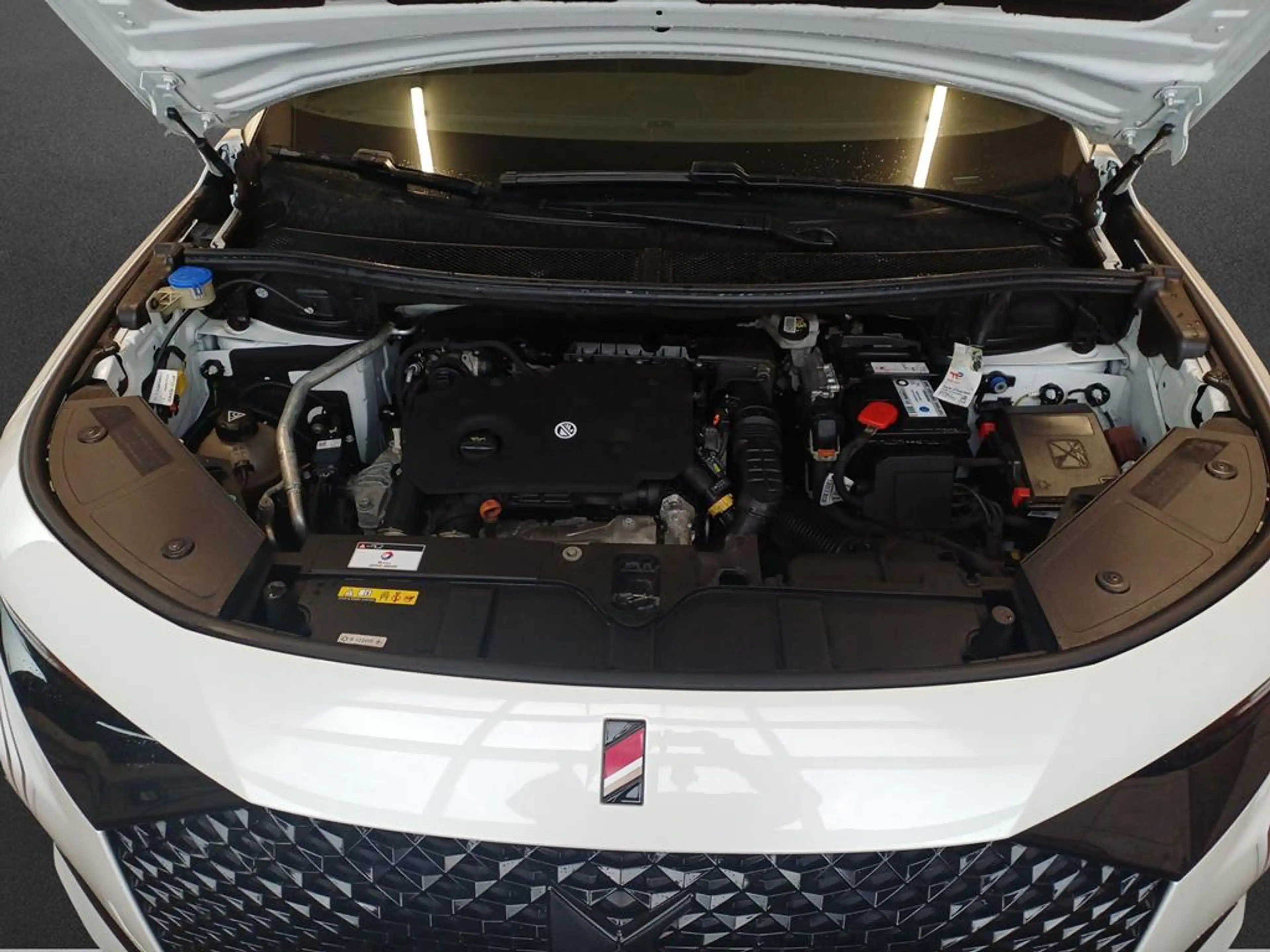 DS Automobiles DS 7 Crossback DS7 Performance Line + — photo 5
