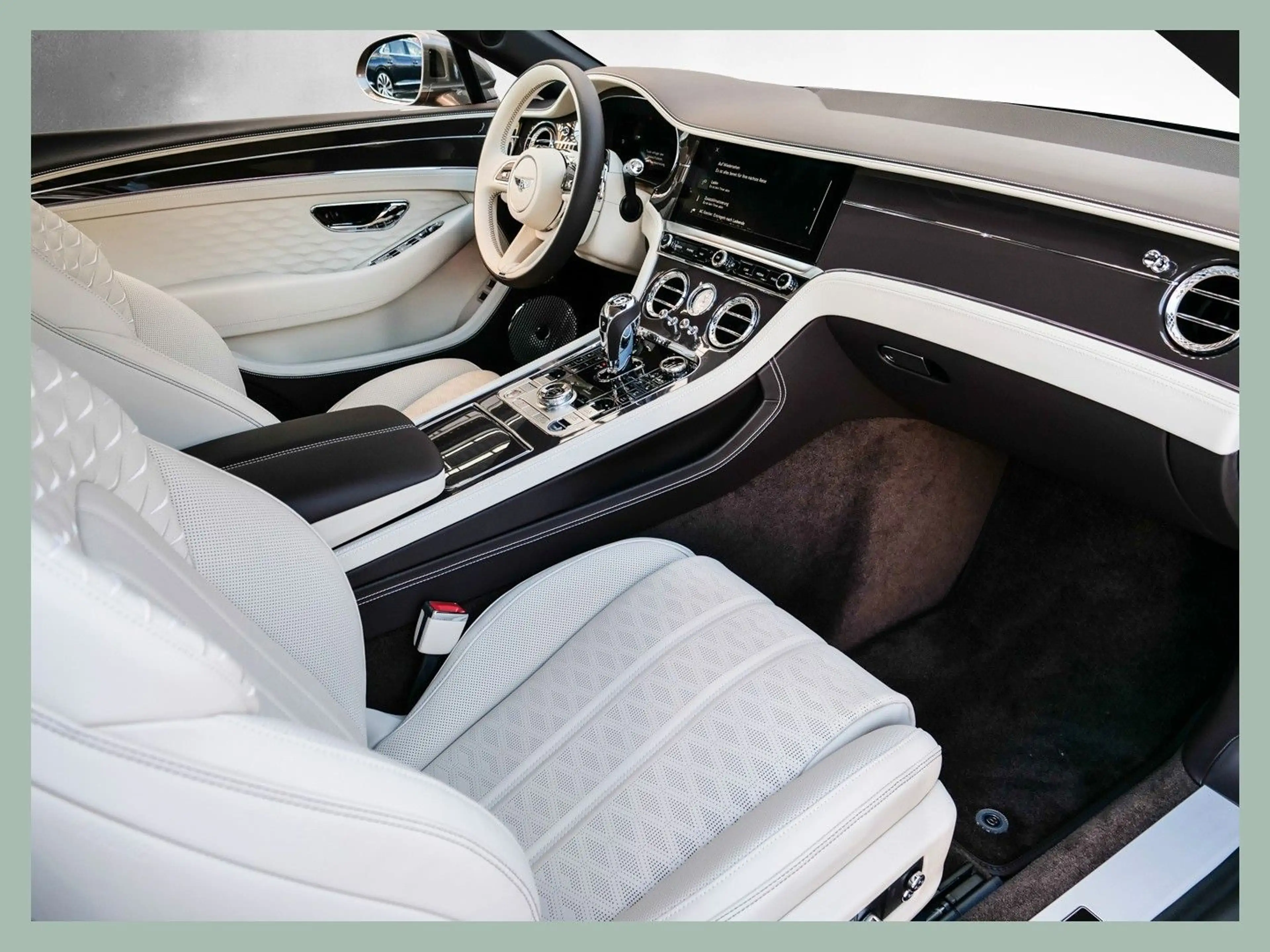 Bentley Continental GTC Mulliner // BENTLEY DÜSSELDORF — photo 15