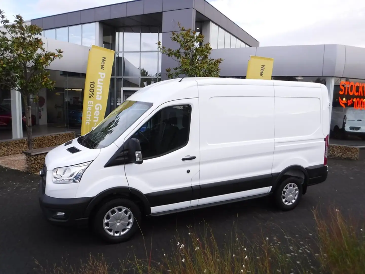 Ford Transit 2T Trend Wit - 1
