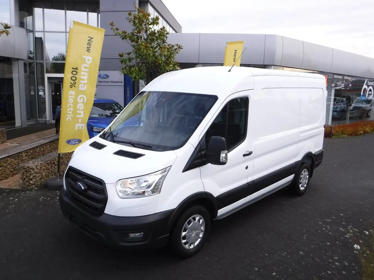 Ford Transit 2T Trend Wit - 2
