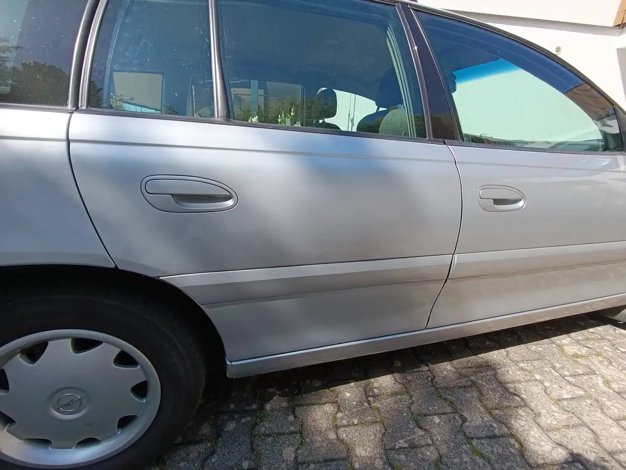 Opel Omega Caravan B 2,5 V6, foto 8