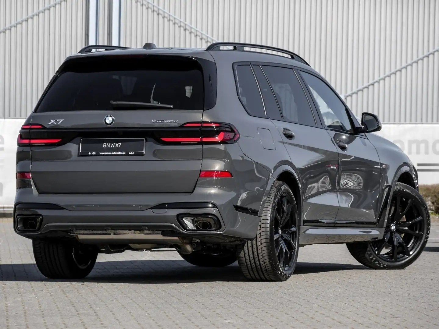 BMW X7 xDrive40d M Sport HUD PANO ACC AHK RFK NAVI Gris - 2