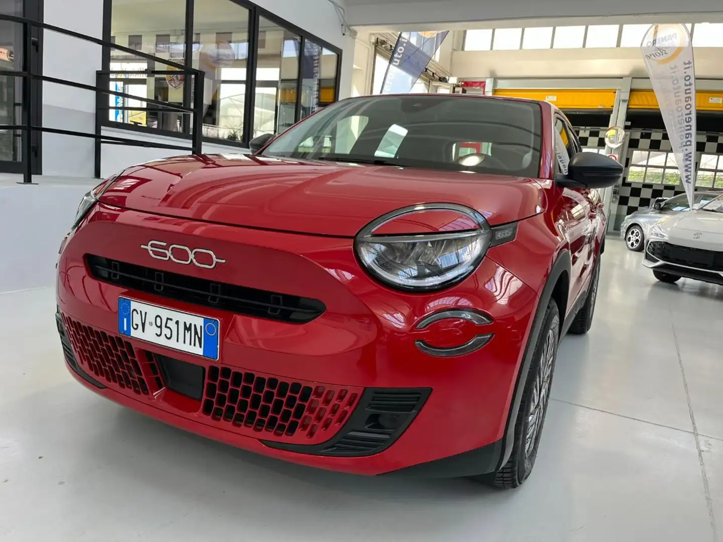 Fiat 600 Hybrid 100 CV DCT MHEV Roşu - 1