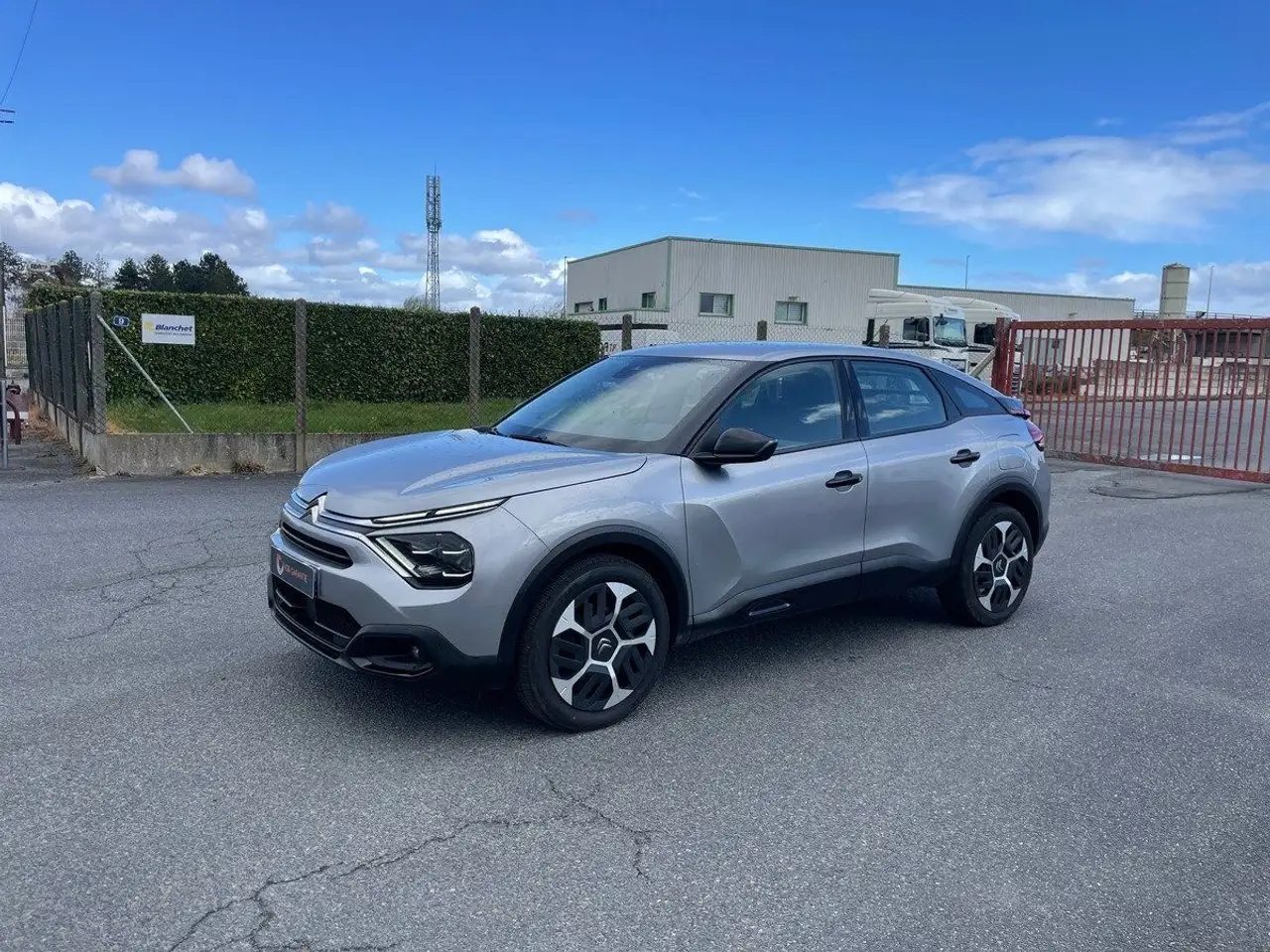 Citroen C4 hdi 110 cv garantie 12 mois