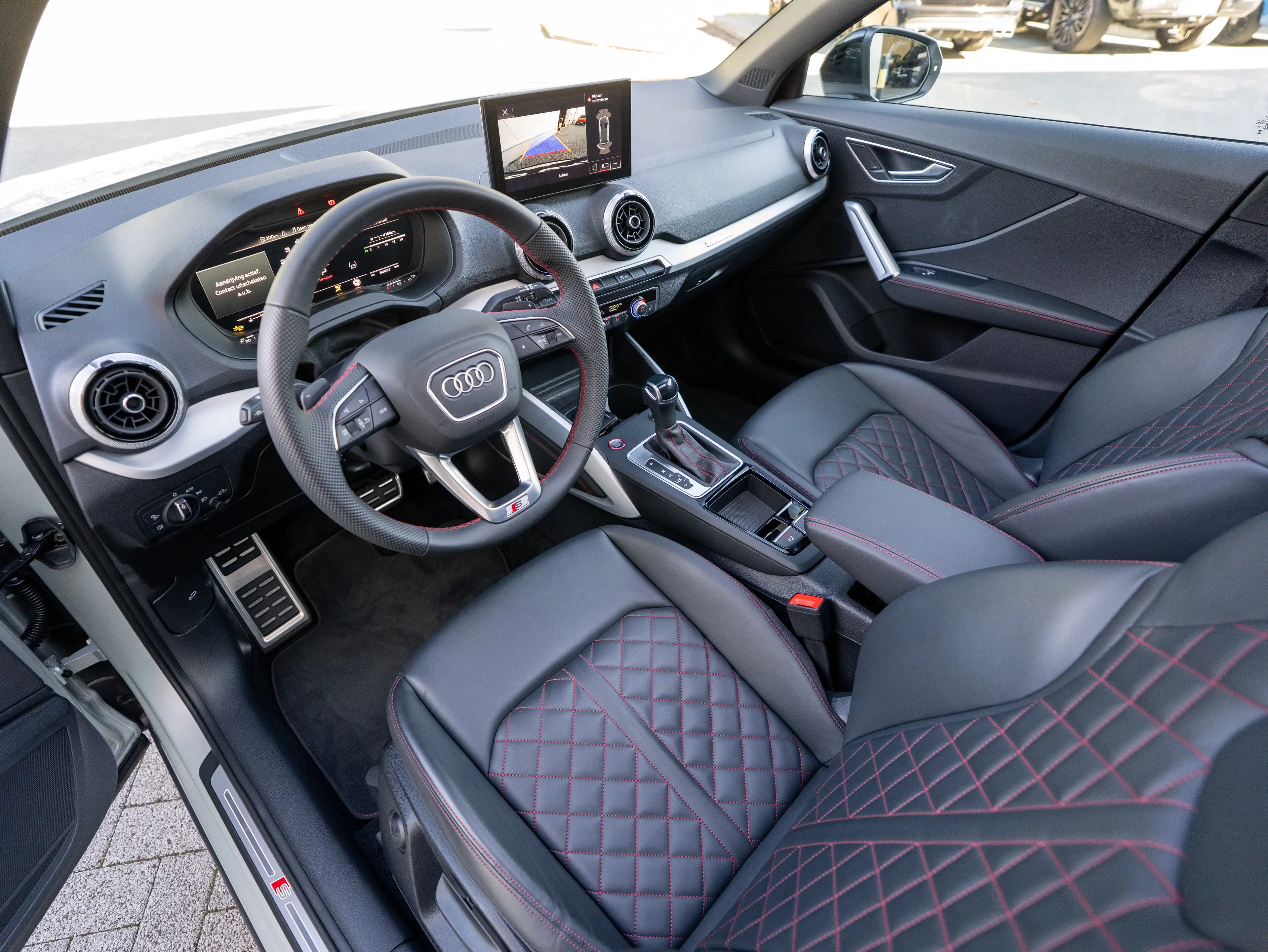 Audi SQ2 SQ2 - PANO/CAMERA/KEYLESS/MATRIX LED/APPLE CARPLAY/ACC/ZETELVERWARMING/ELEKTRISCHE KOFFER/GARANTIE 09.2029 — photo 14
