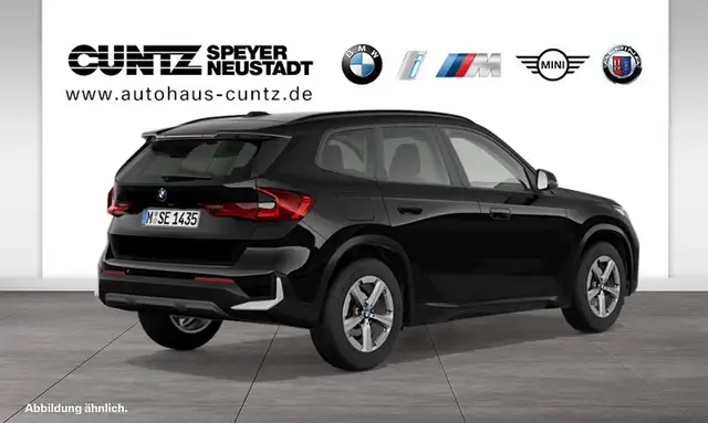 BMW X1 view 3