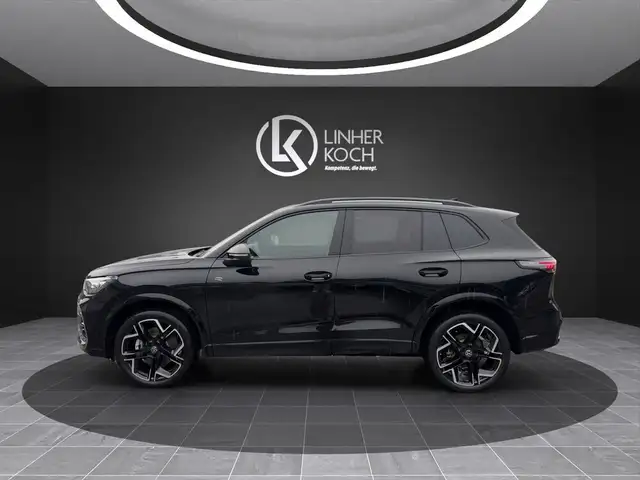 Volkswagen Tiguan Sport TDI 4Motion ''inkl.Standheiz-/lüftung'' Ansicht 2