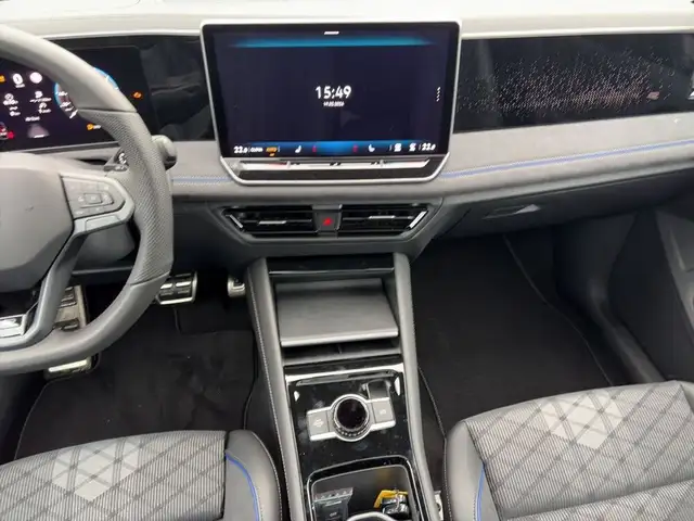 Volkswagen Tiguan Sport TDI 4Motion ''inkl.Standheiz-/lüftung'' Ansicht 12