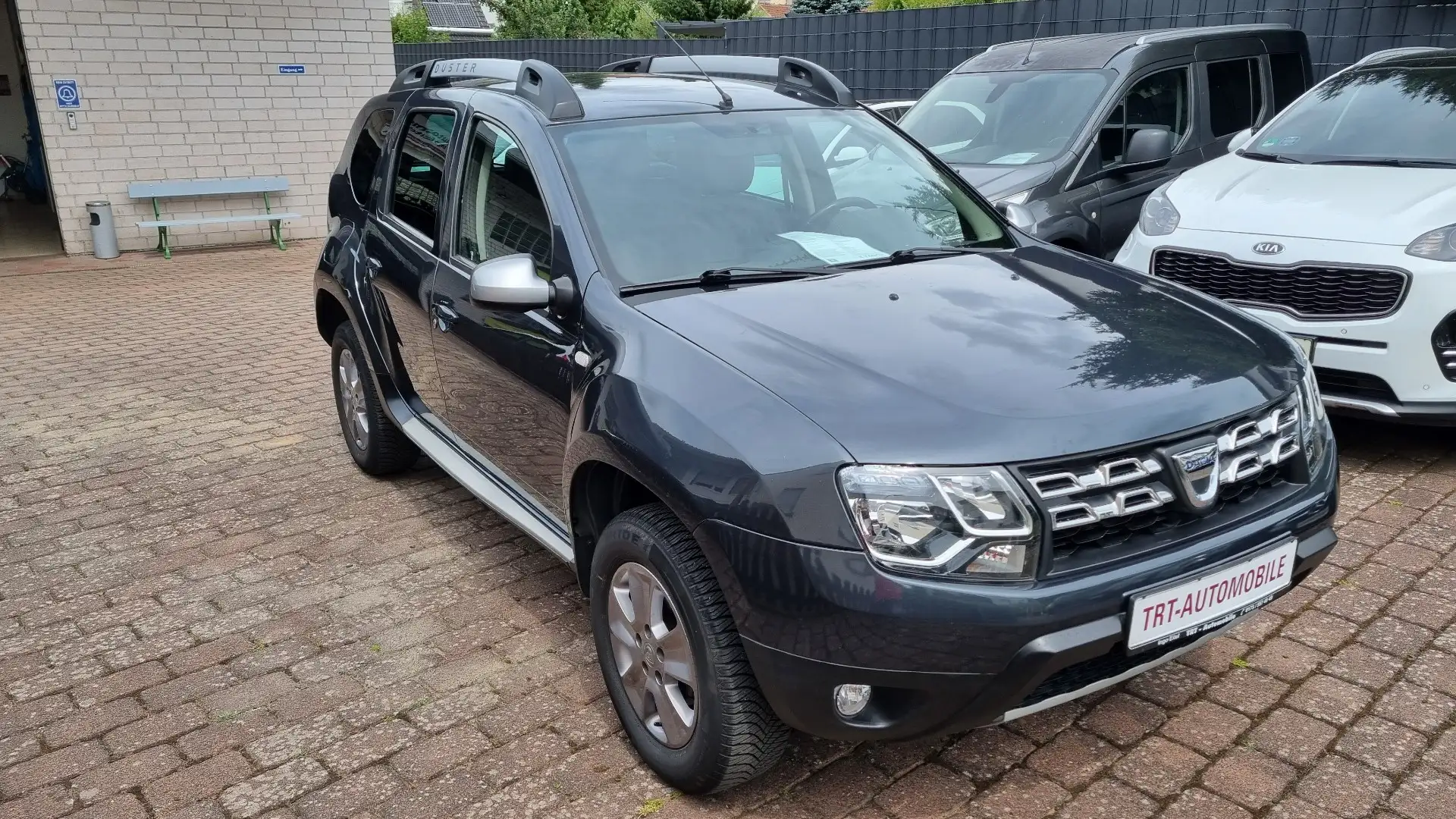 Dacia Duster Prestige 4x2 Vollleder Klima Allwetterreifen1 Hand Grau - 2